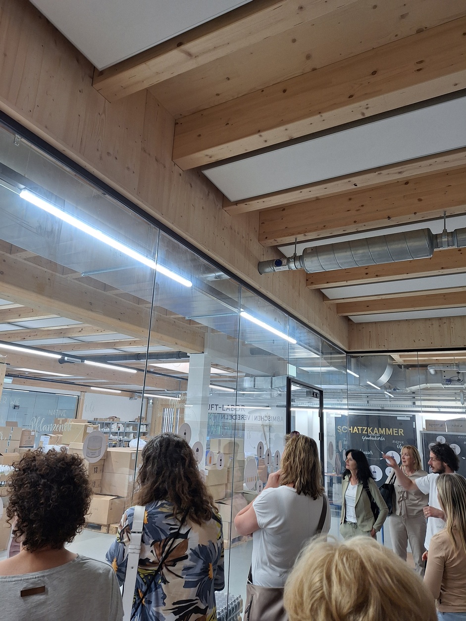 Betriebsbesichtigung Firma feeling, Satteins