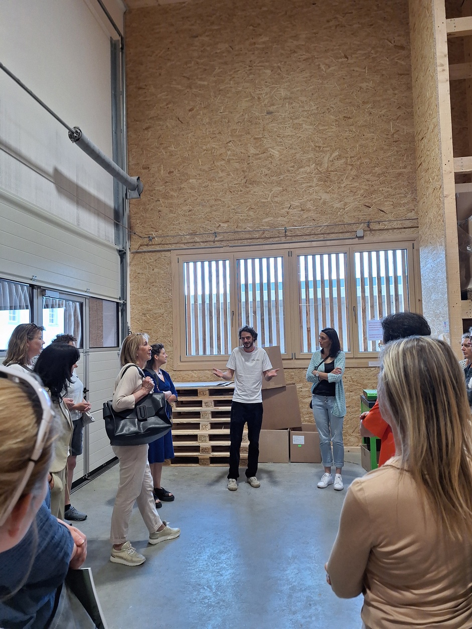 Betriebsbesichtigung Firma feeling, Satteins