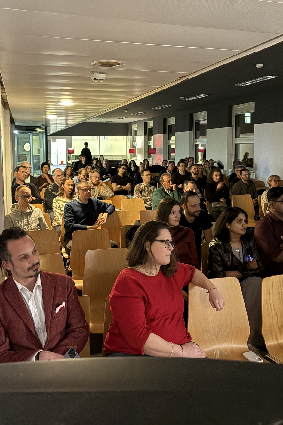 AI-Salon: The Last CEO