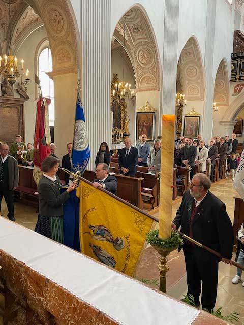 Weihe der neuen Innungsfahne der Metalltechniker