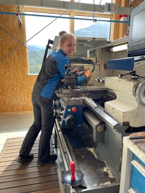 Lehrling w&auml;hrend der Ausbildung