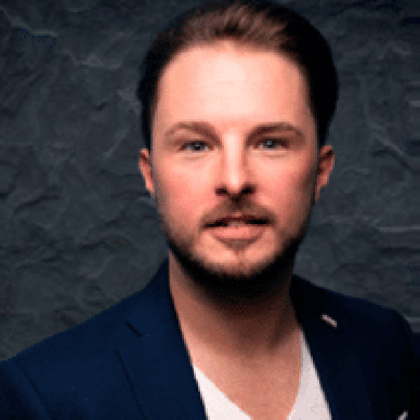 Portrait Manuel Zeellnig