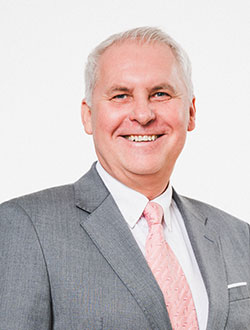 Portraitfoto von Otmar SCHWARZENBOHLER