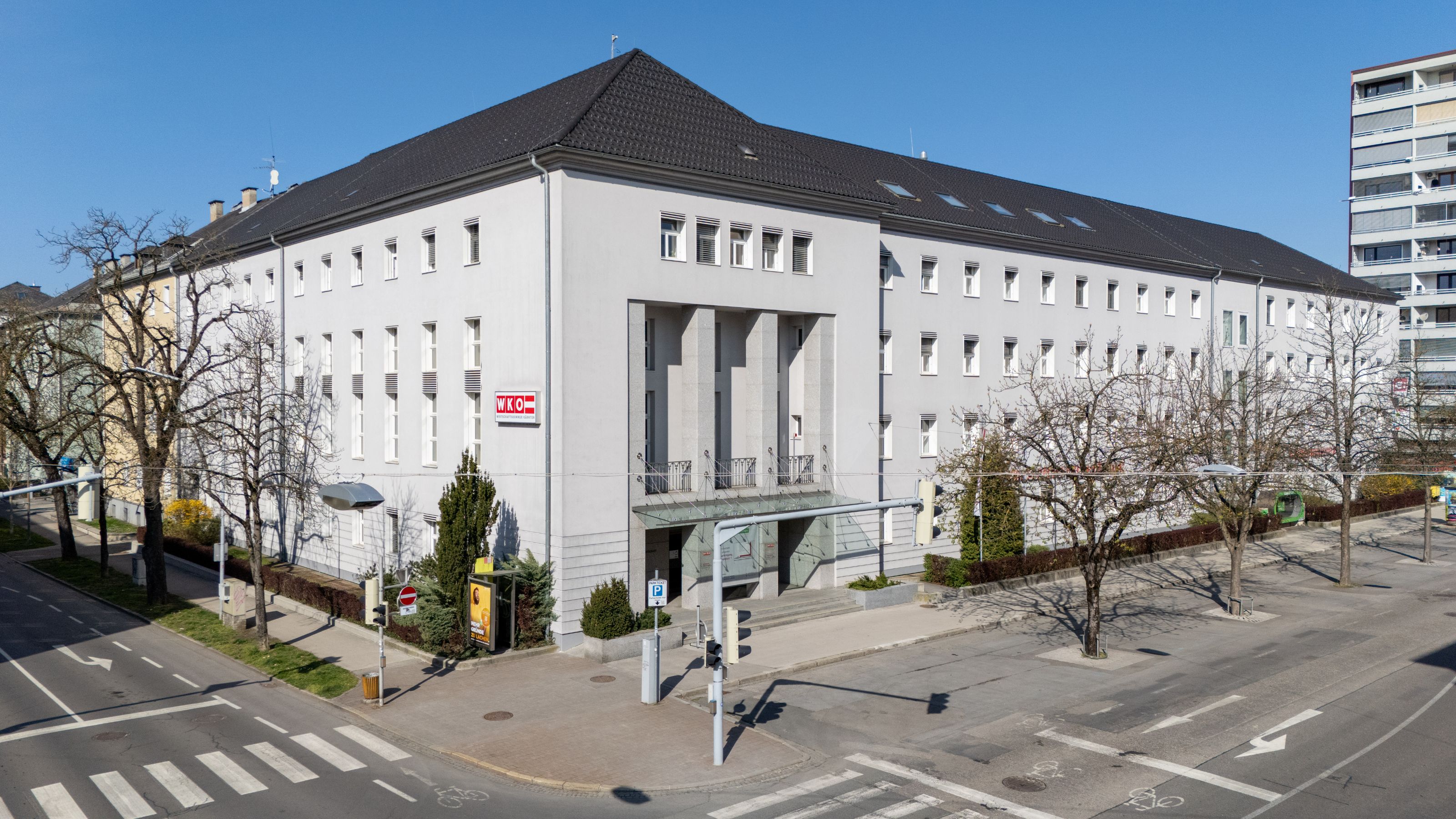 Das Geb&auml;ude der Wirtschaftskammer heute