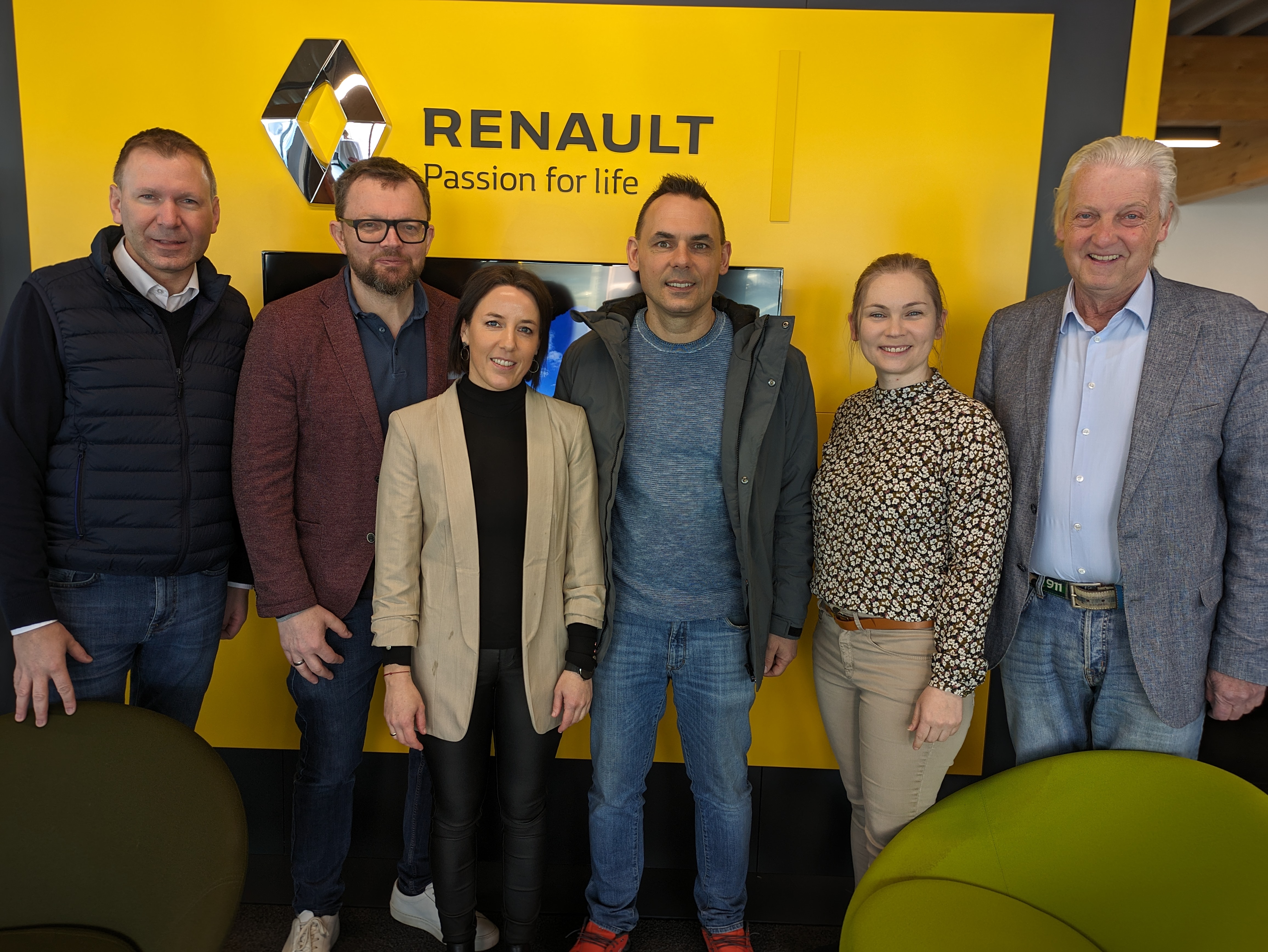 Bürgermeister Stefan Lang, Bezirksstellenleiter Julius Gelles, Karin und Martin Bauer, JW-Bezirksvorsitzende Abg.z.NR Eva-Maria Himmelbauer, Bezirksstellenobmann Alfred Babinsky