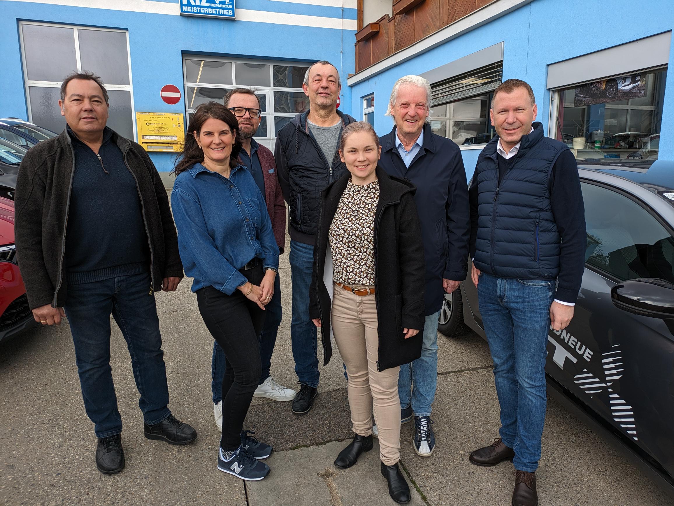 Werner und Andrea Erlenwein, Bezirksstellenleiter Julius Gelles, Johann Erlenwein, JW-Bezirksvorsitzende Abg.z.NR Eva-Maria Himmelbauer, Bezirksstellenobmann Alfred Babinsky, Bürgermeister Stefan Lang