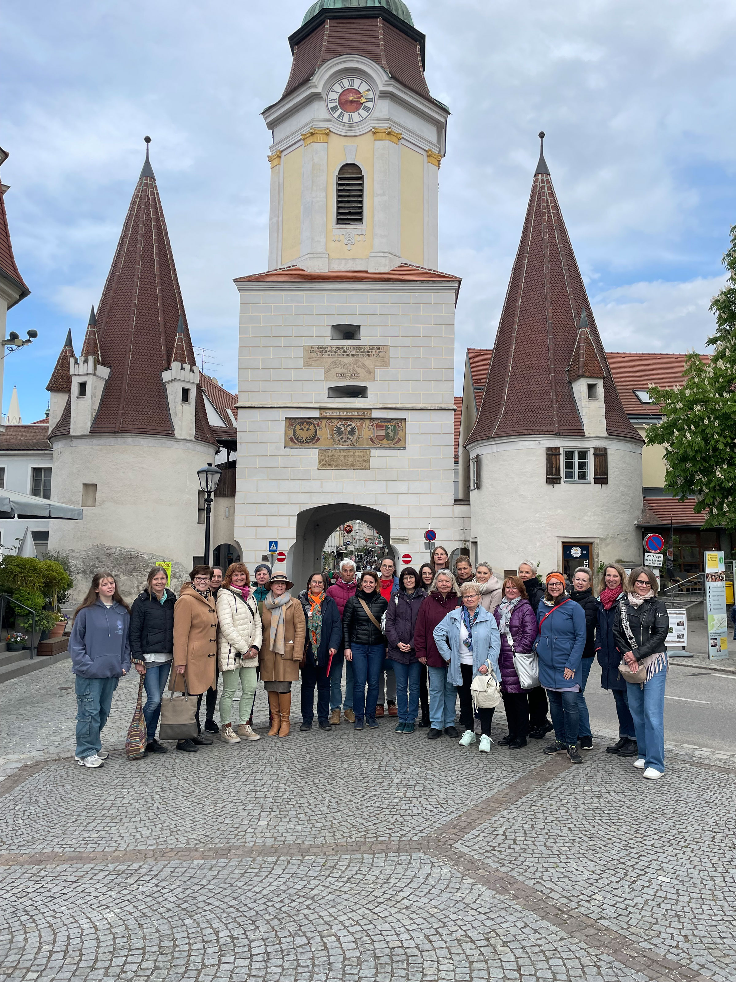Gruppenfoto vor Kremser Tor.