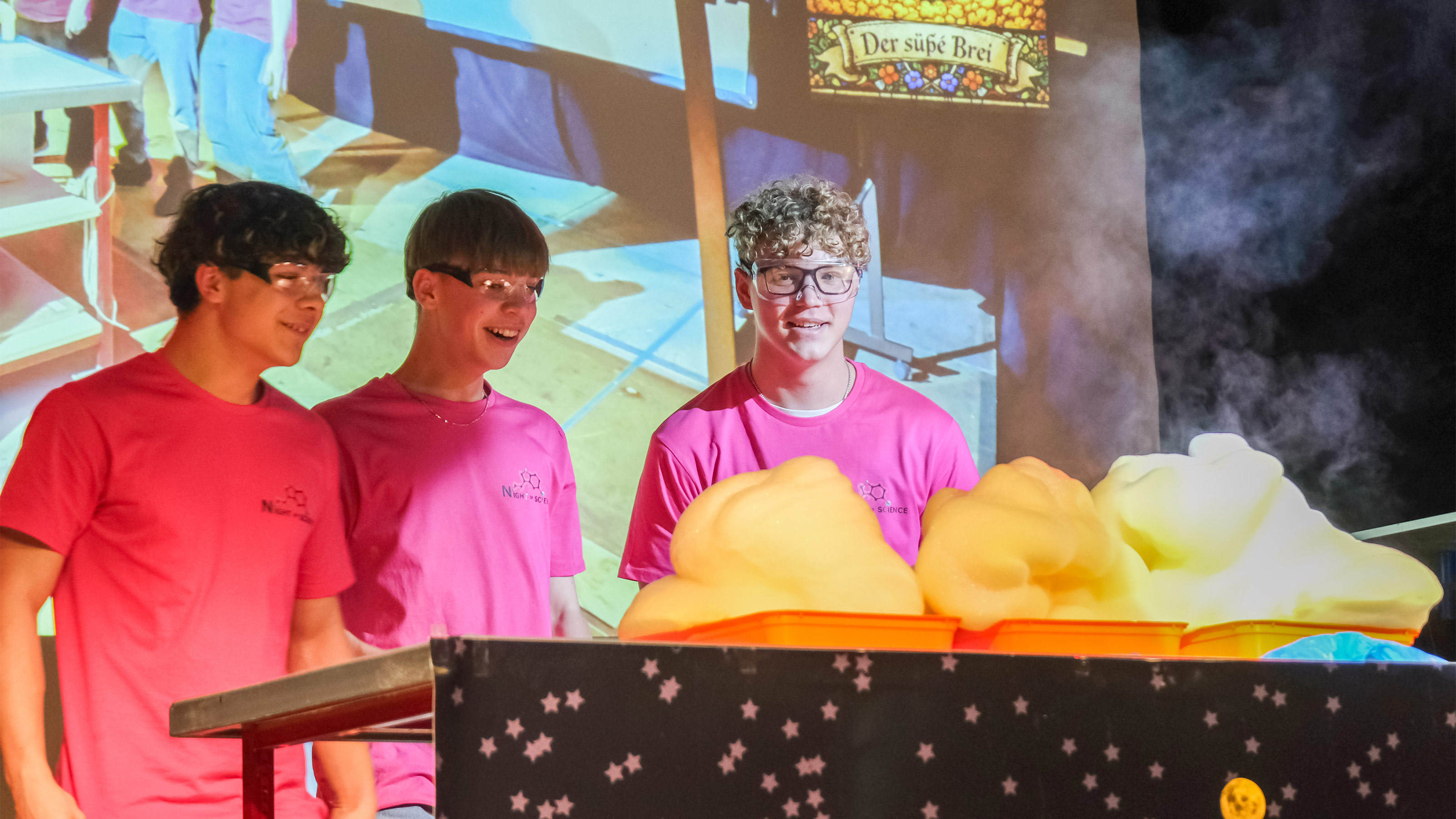 Science Lab Borg Night of Science: Begeisterung für Chemie und MINT am BORG Krems - WKO
