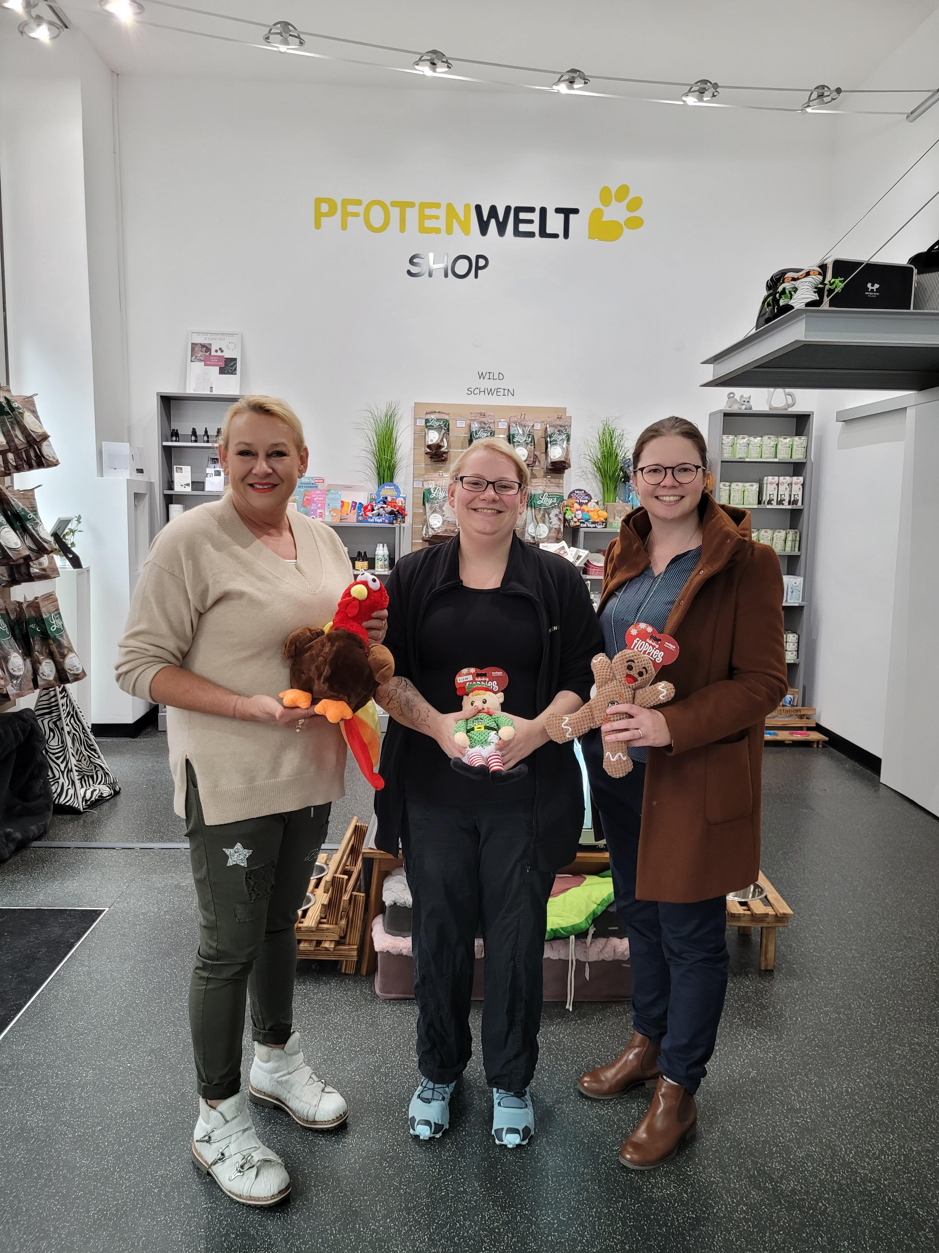 Pfotenwelt by Nina Lempe