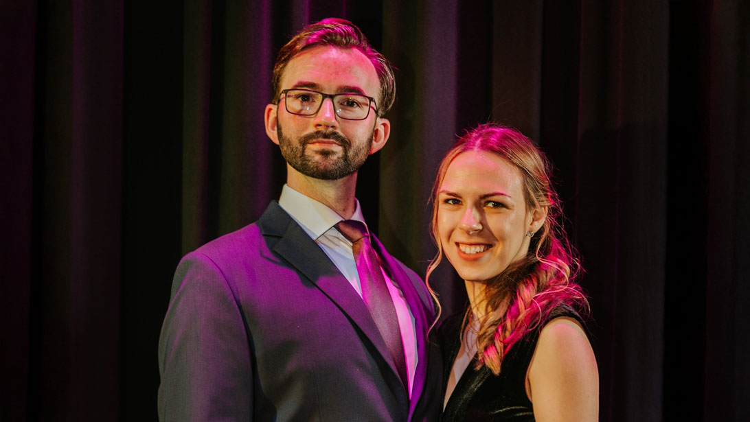 Die Gründer Frank Fischwasser und Angela Beck zeigen mit ihrer ...