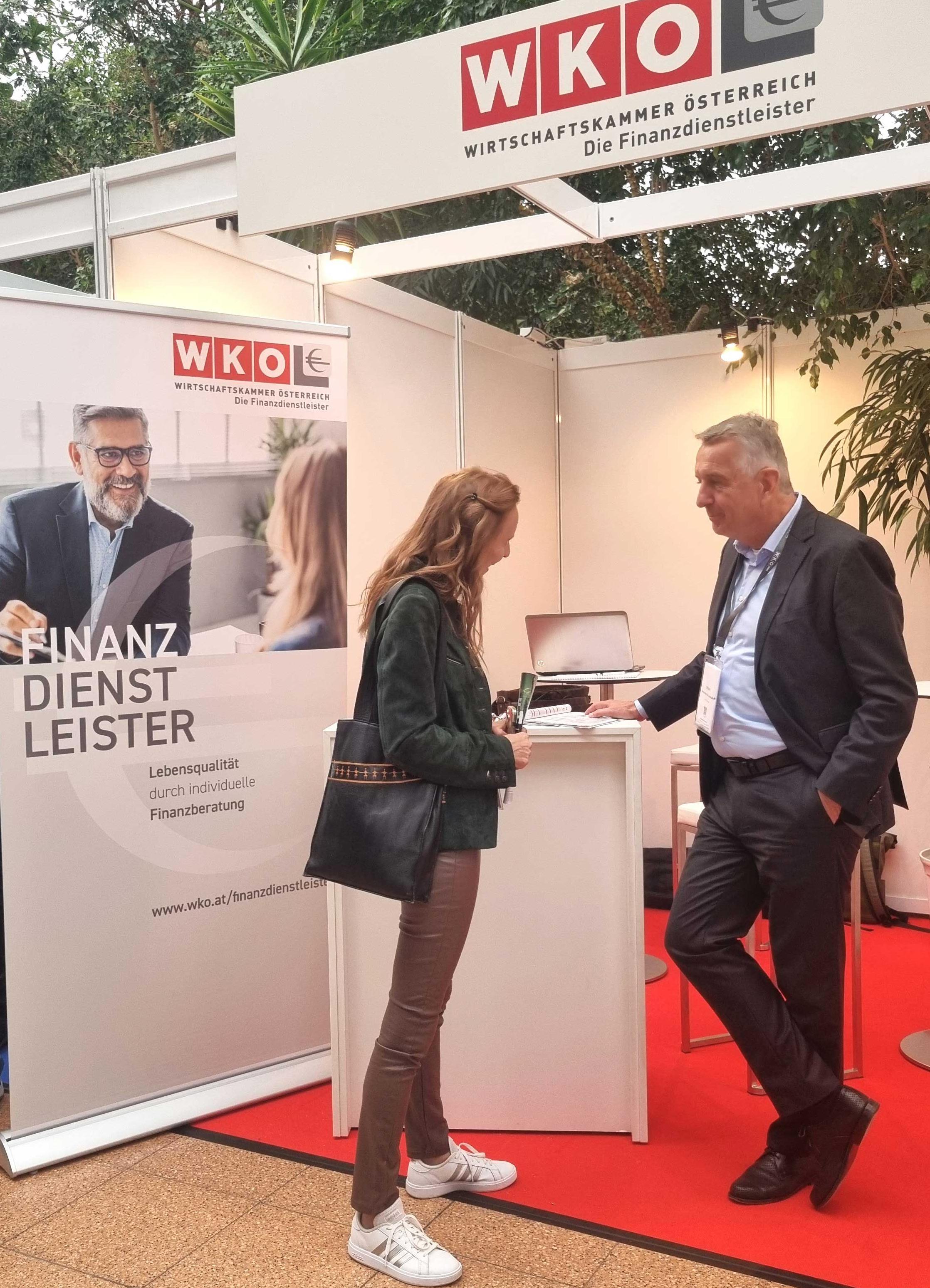 Stand des fachverbands Finanzdienstleister auf dem AssCompakt Trend-Tag 2026