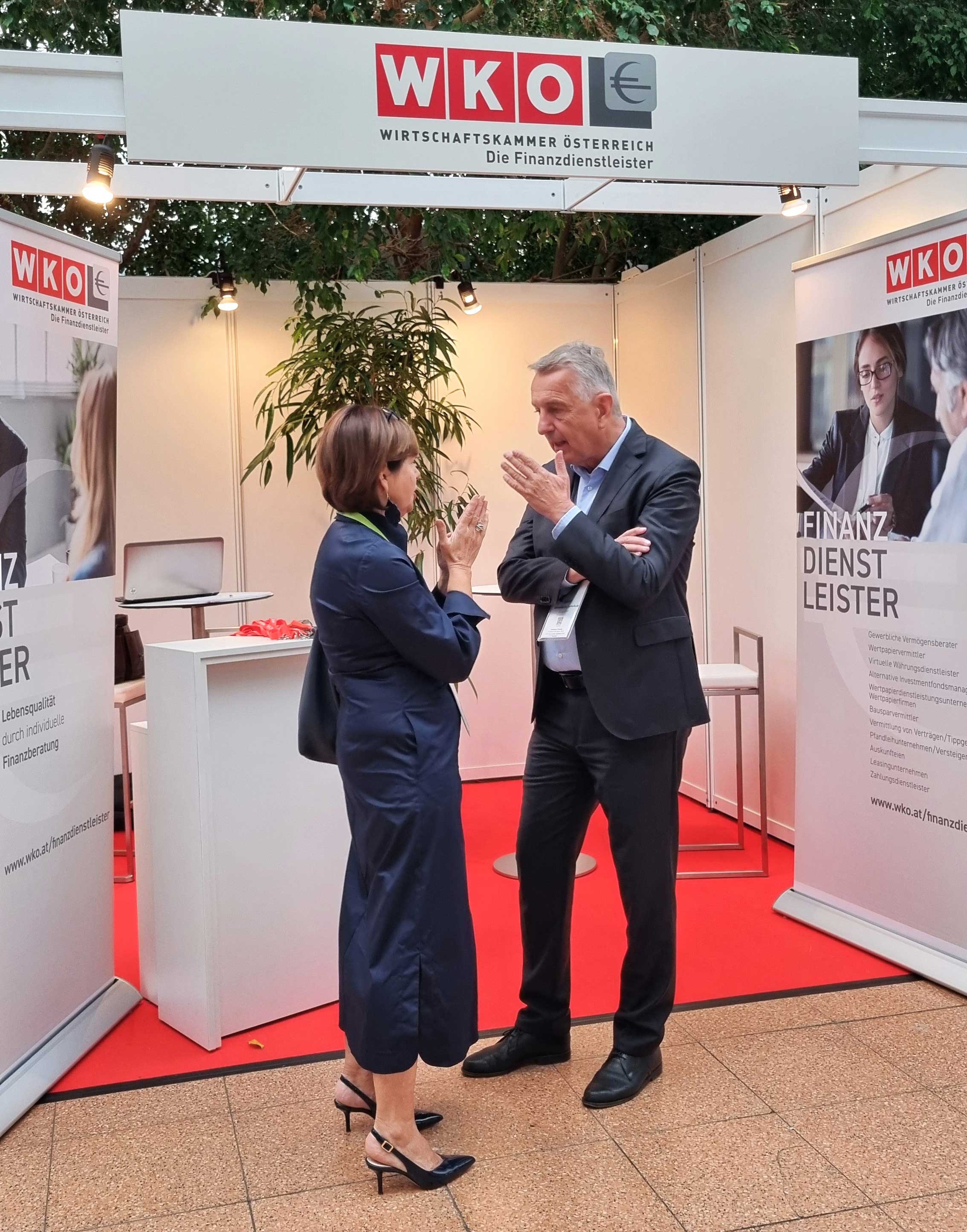 Stand des fachverbands Finanzdienstleister auf dem AssCompakt Trend-Tag 2026