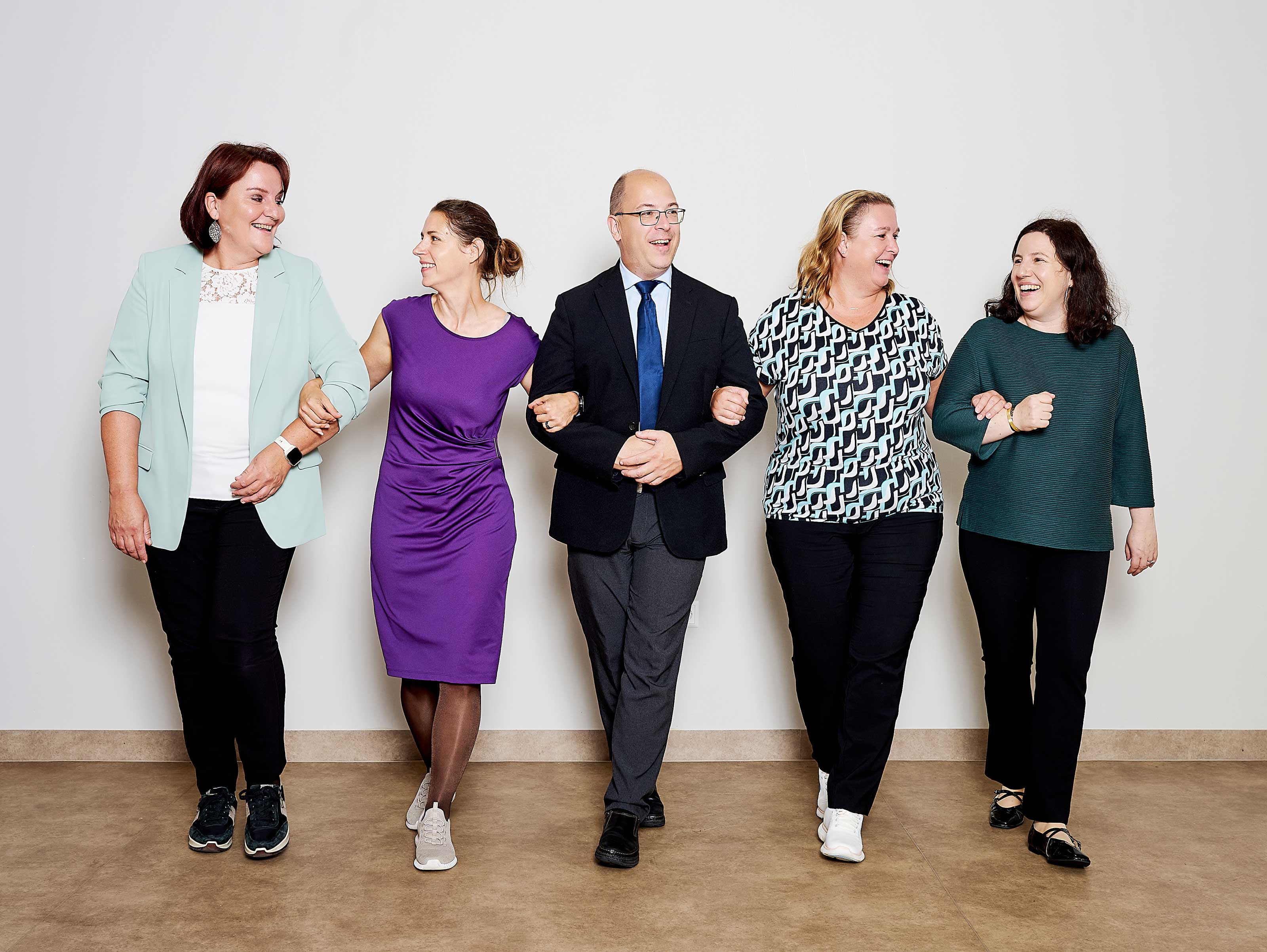 Sonja Schön, Katja Fuchs, Christian Wetzelberger, Michaela Leeb und Olivia Strahser 