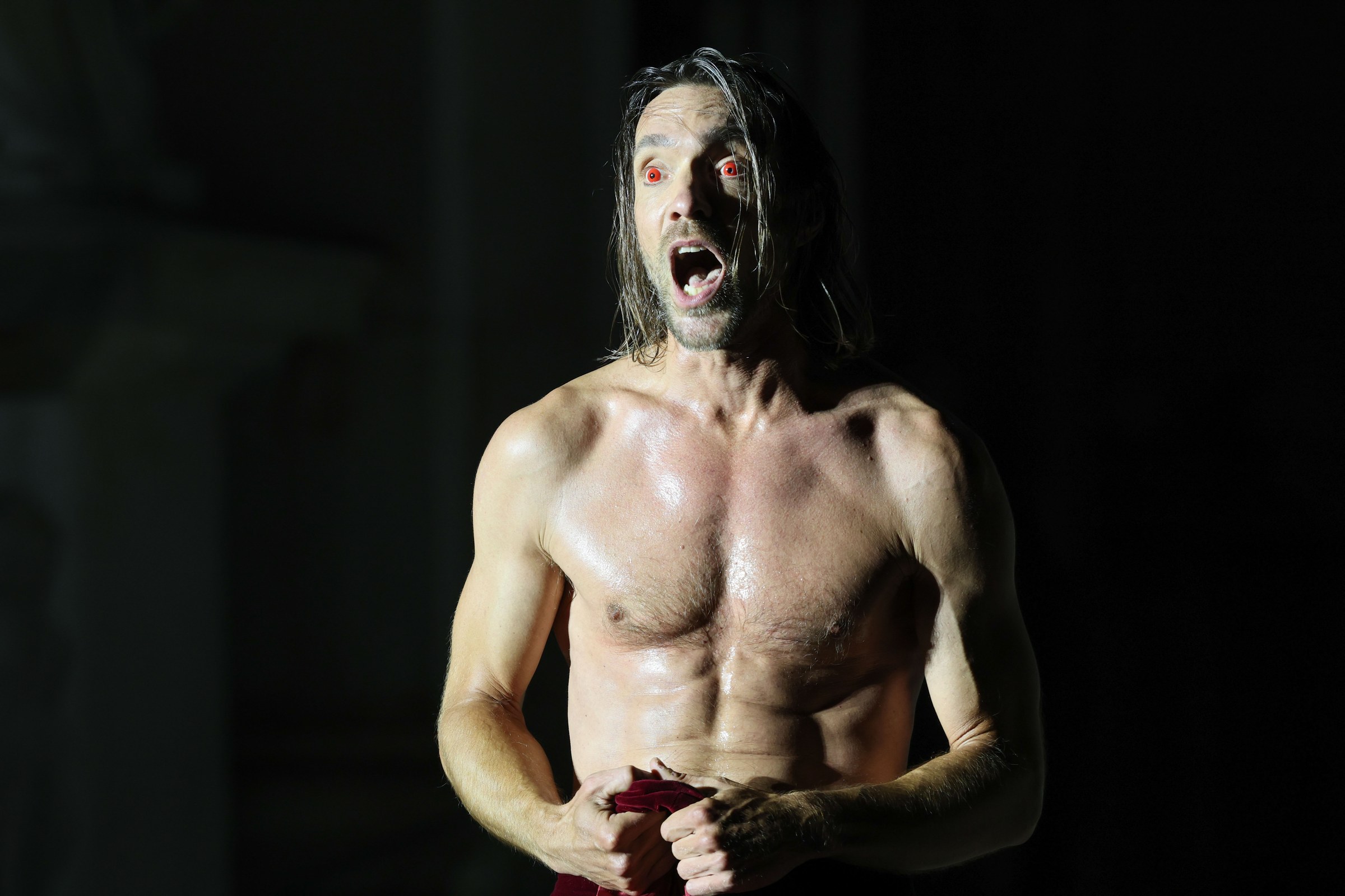 Christoph Luser als Teufel im &bdquo;Jedermann&ldquo;, Salzburger Festspiele