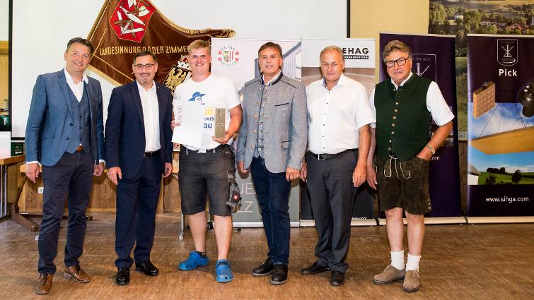 Bgm. Georg Gattringer, LAbg. Klaus Mühlbacher, Sandro Rossmanith (1. Platz, NÖ), LIM Josef Frauscher, WK-Obmann Klemens Steidl, BIM Siegfried Fritz 