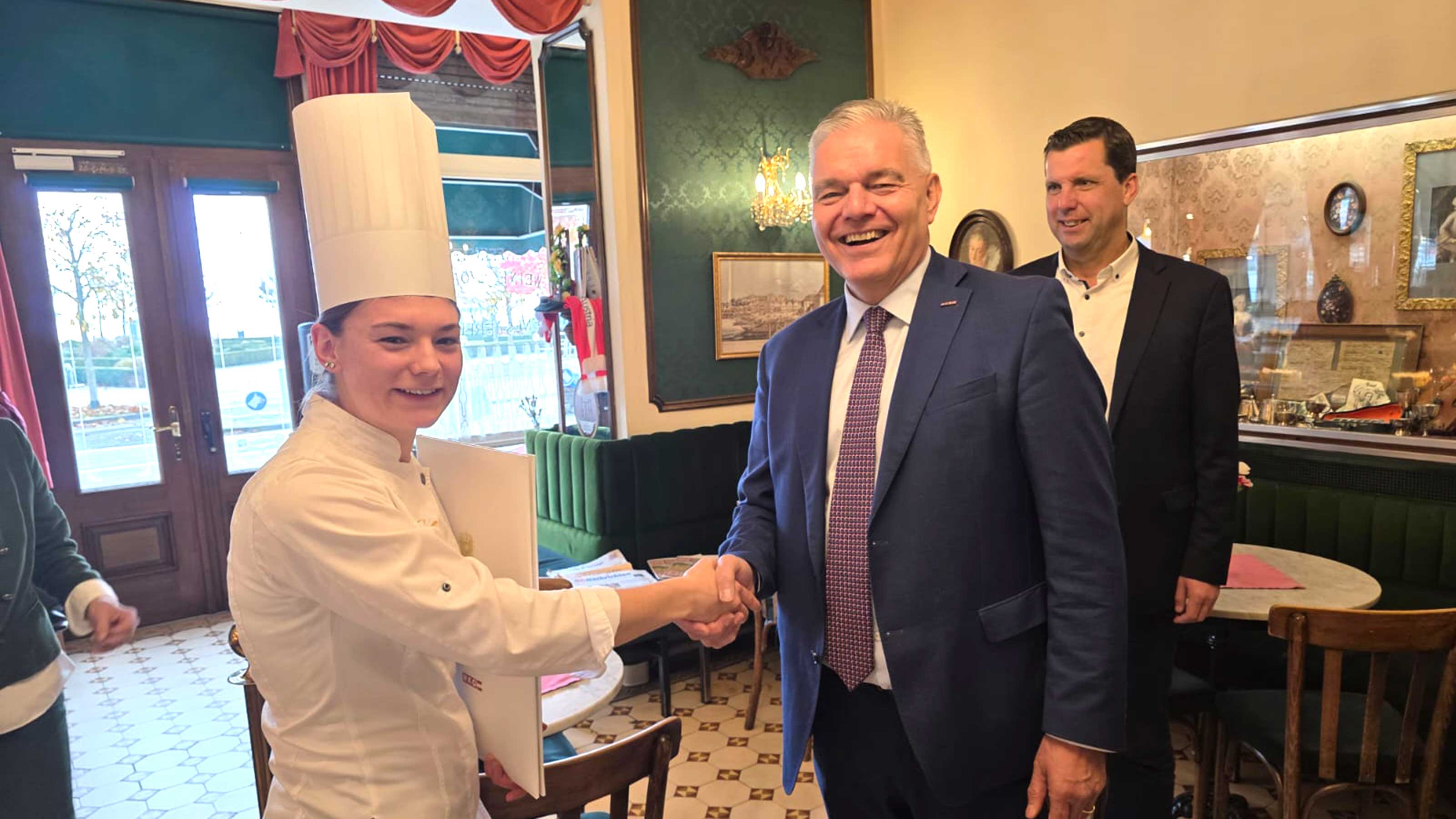 Lisa Sch&ouml;gl und Leo Jindrak