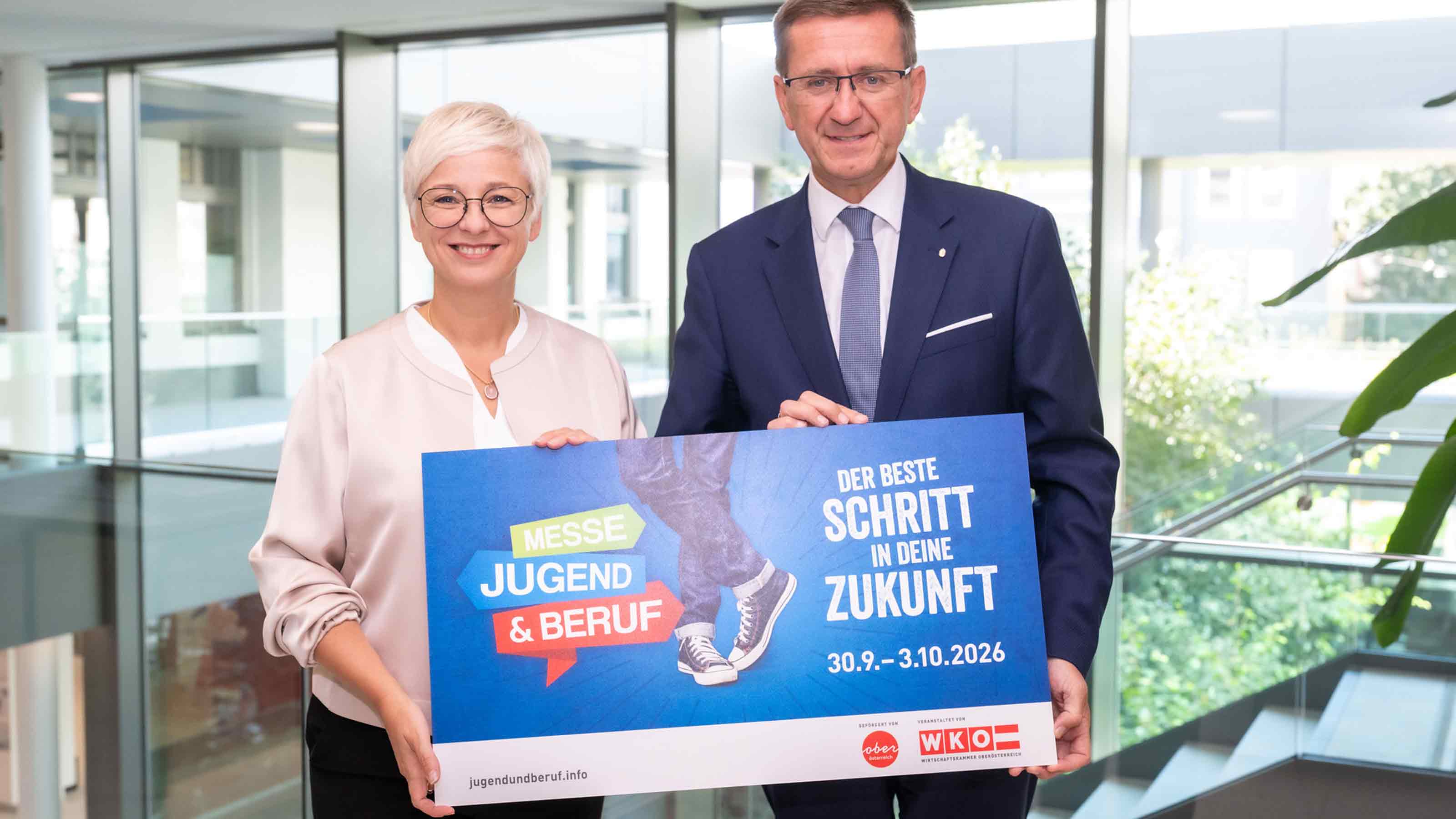 WKO&Ouml;-Pr&auml;sidentin Doris Hummer und Wirtschafts-Landesrat Markus Achleitner.