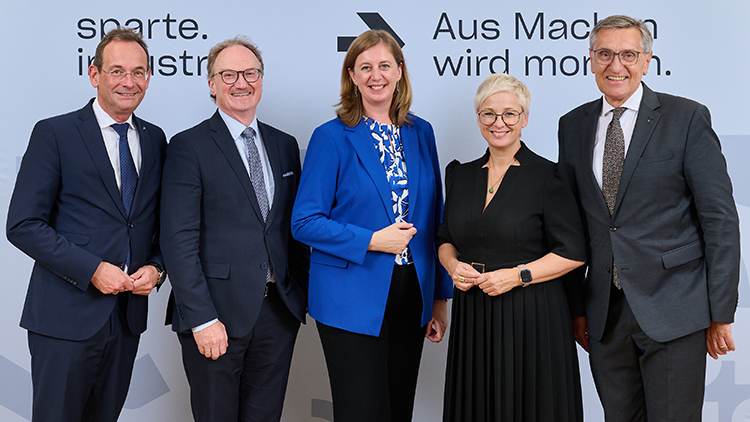 Beim Steuertag: Erich Lehner (v.l.), Lars P. Feld, Barbara Eibinger-Miedl, Doris Hummer und Erich Frommwald.