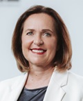 Portraitfoto von KommR Mag.a Angelika Sery-Froschauer