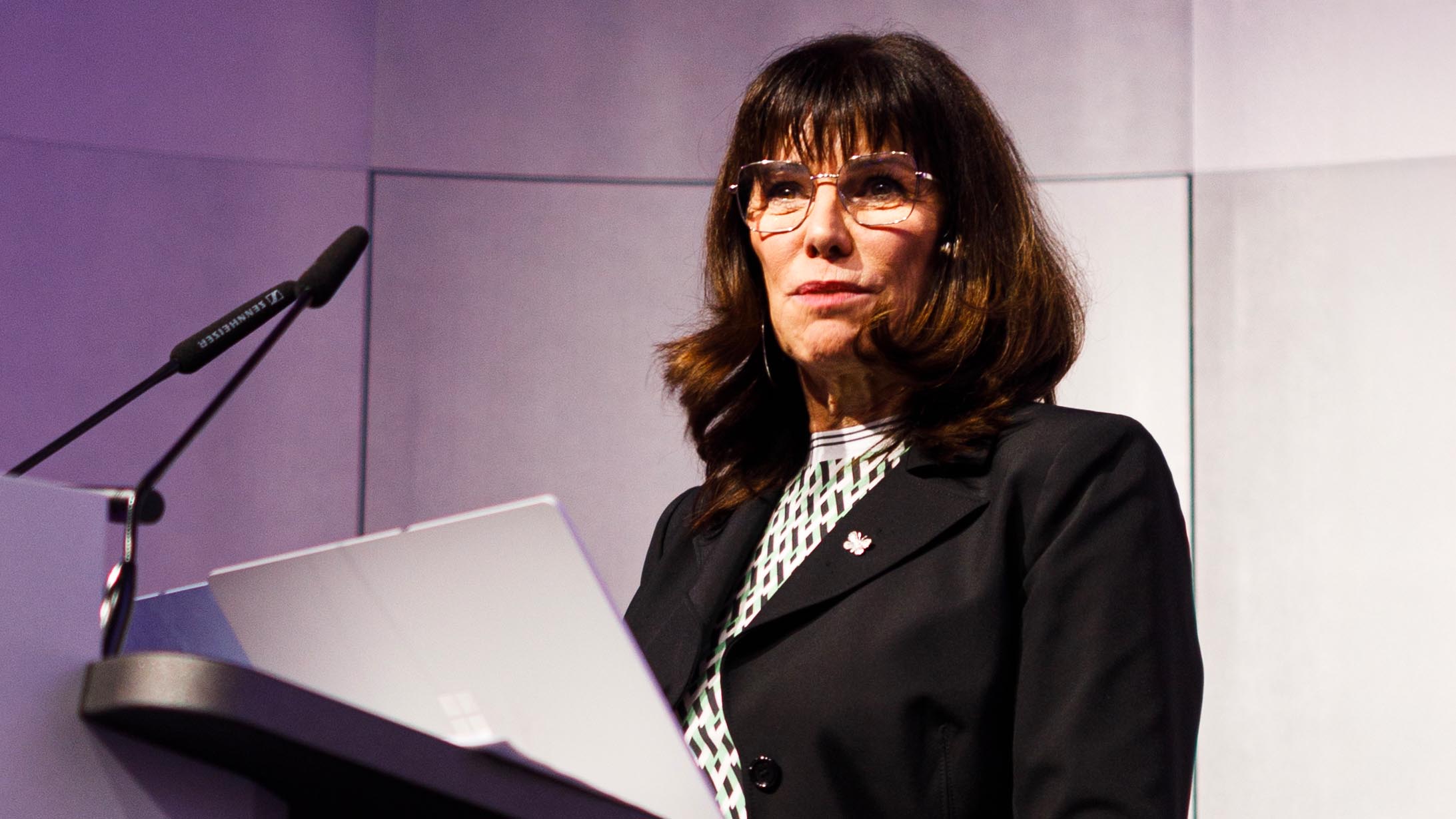 Martha Schultz am Rednerpult