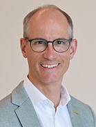 Dr. Alexander Susanek