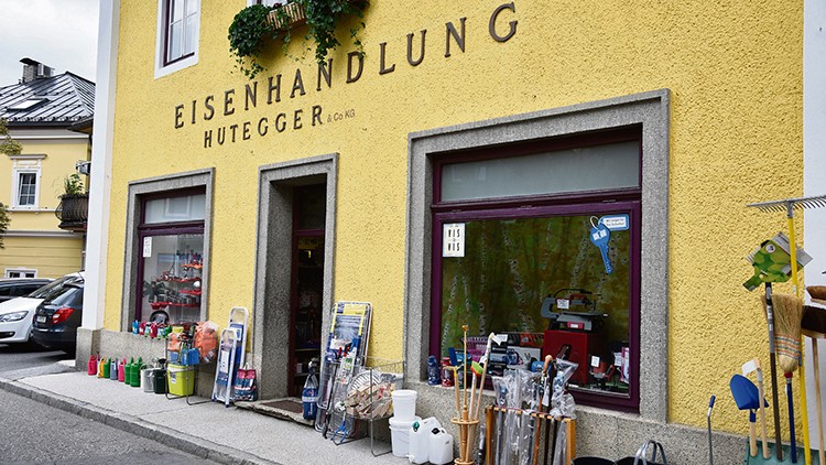 Die Eisenhandlung Hutegger in Tamsweg wird auch von Stammurlaubern gerne besucht.