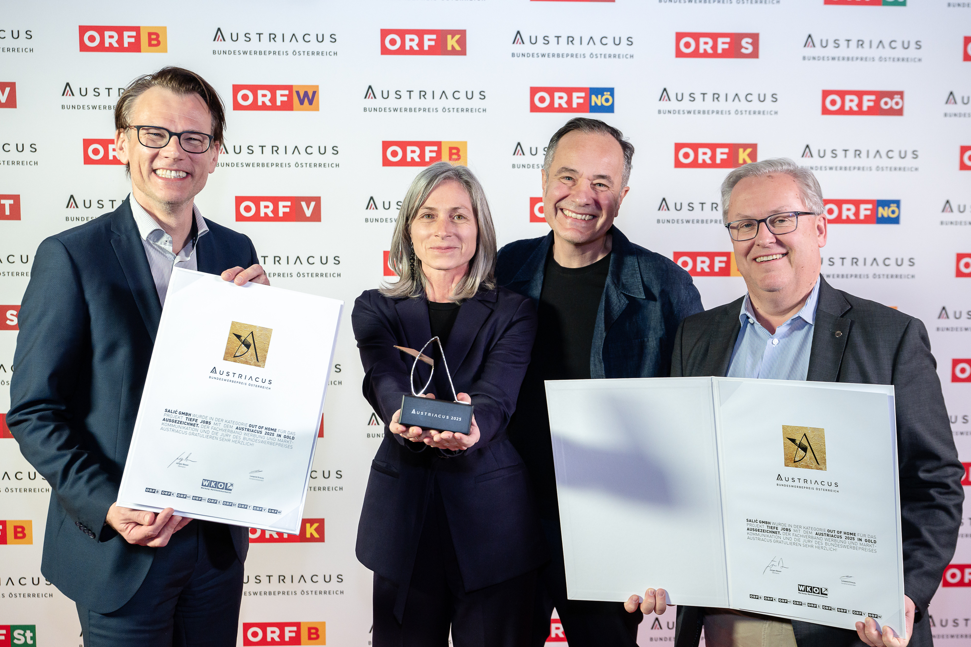 Gold in der Kategorie &bdquo;Out of Home&ldquo; ging an die Agentur Salić GmbH f&uuml;r das Projekt &bdquo;Tiefe Jobs&ldquo; f&uuml;r den Kunden Salzwelten.