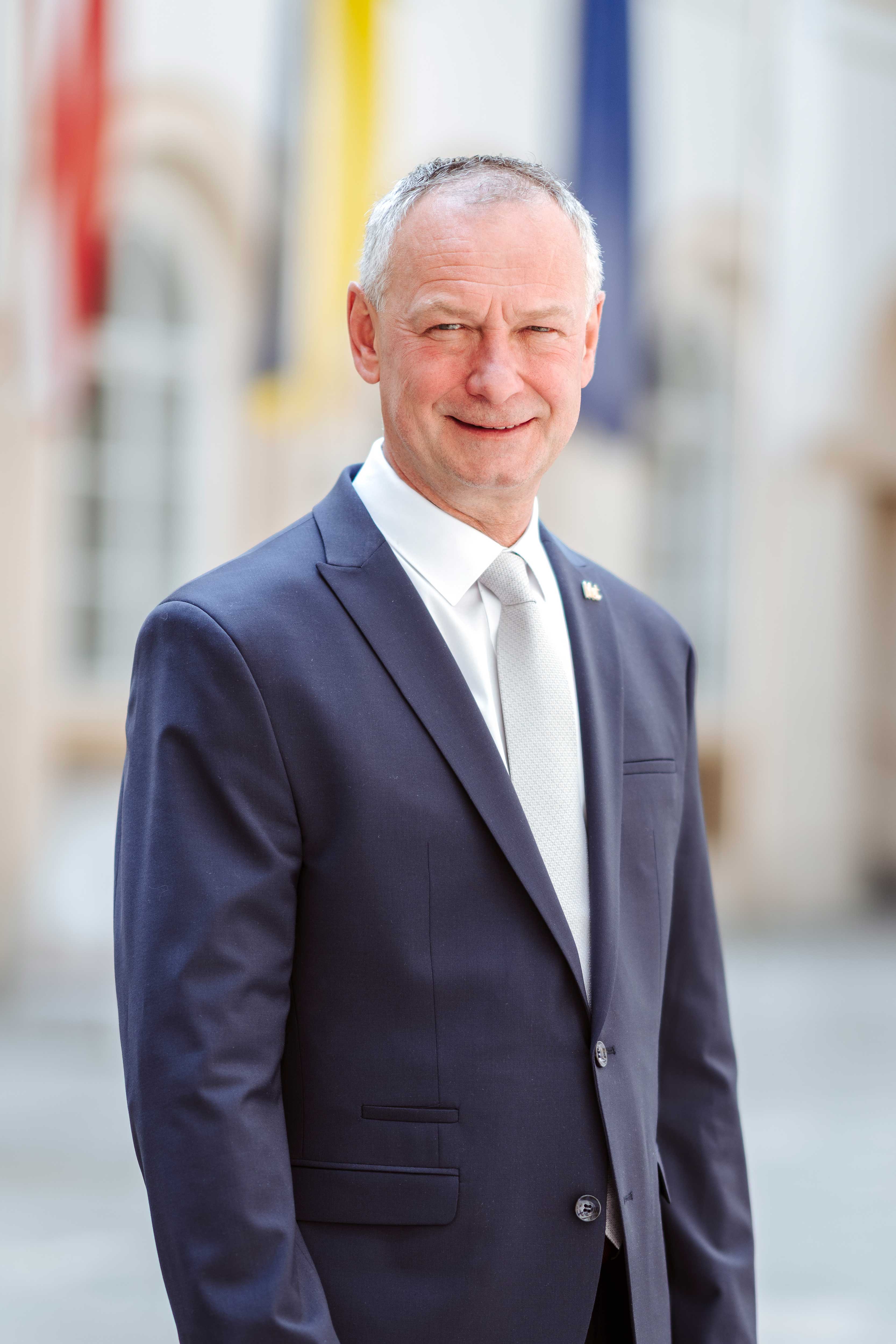 Mst. Ing. Manfred Denk, MBA