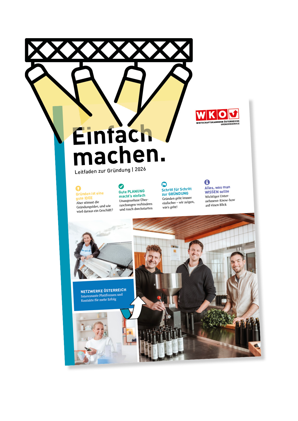 Vier Personen posieren l&auml;chelnd