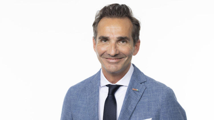 Porträt von einem Mann im Businessoutfit