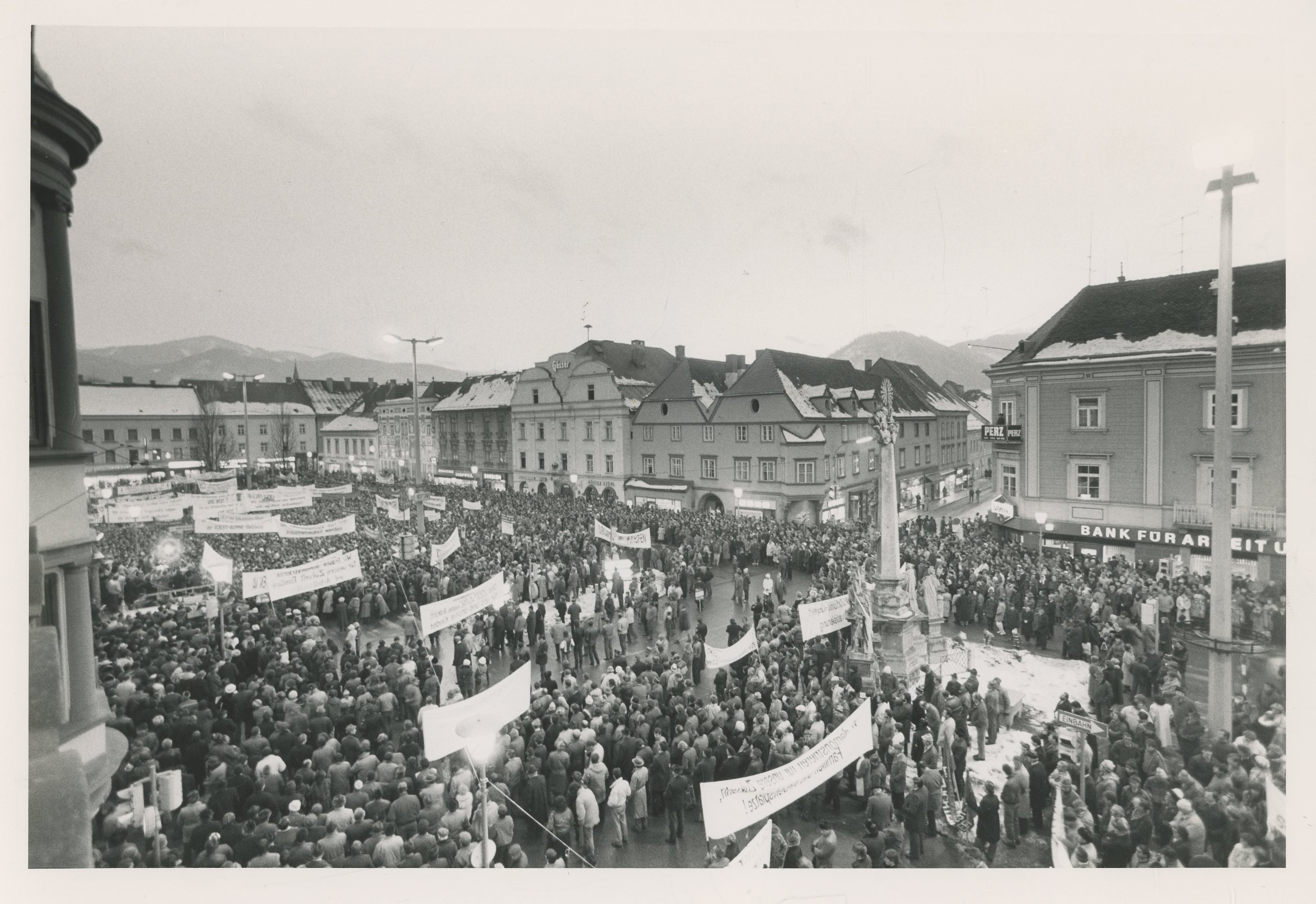 Verstaatlichungsdemo in Leoben