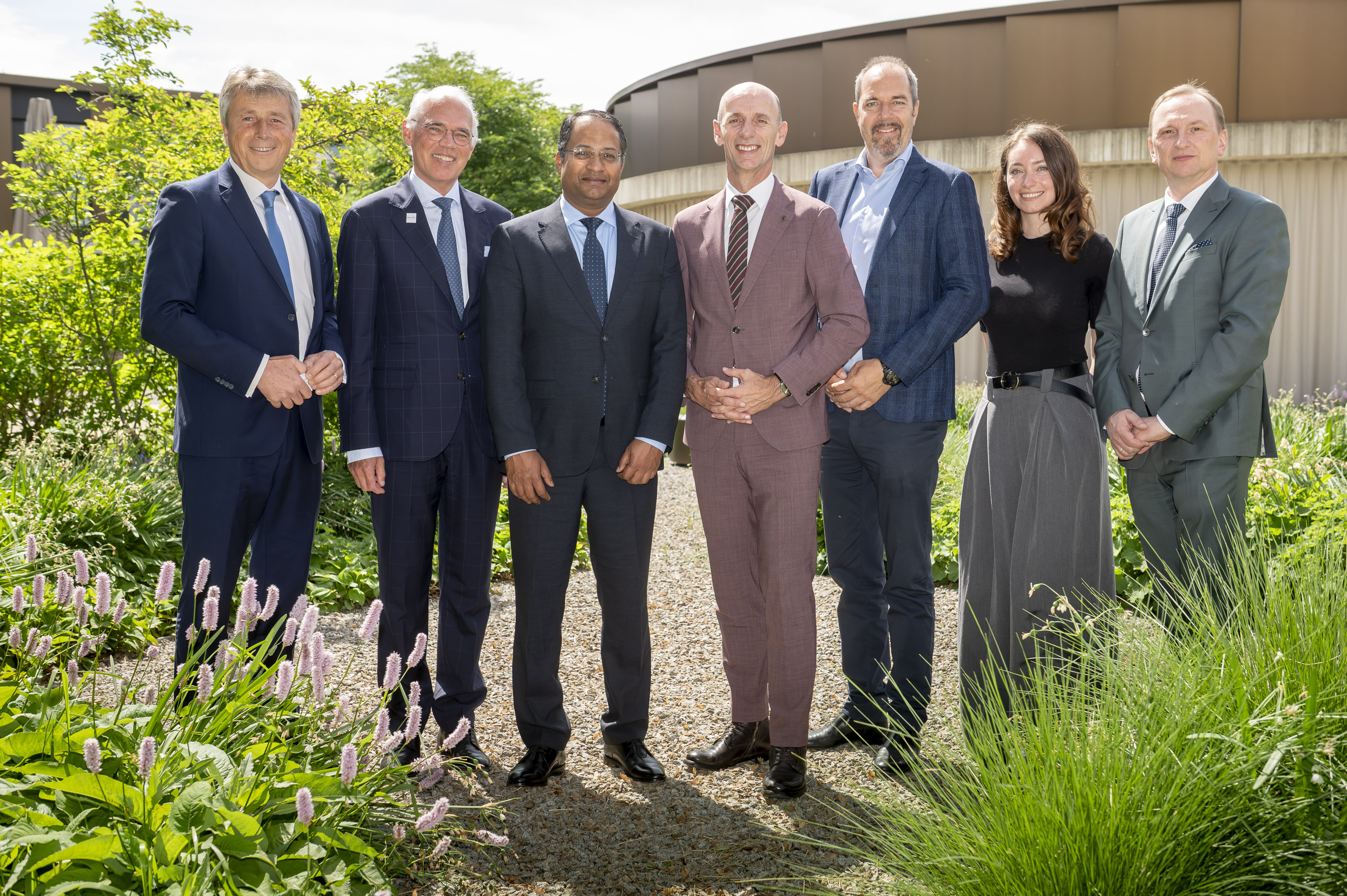 Karl Hartleb, Stefan Stolitzka, Botschafter Shambhu <br />
S. Kumaran, LR Willibald Ehrenh&ouml;fer, J&uuml;rgen Roth, Clara Lenz und Alfred Marchler. 