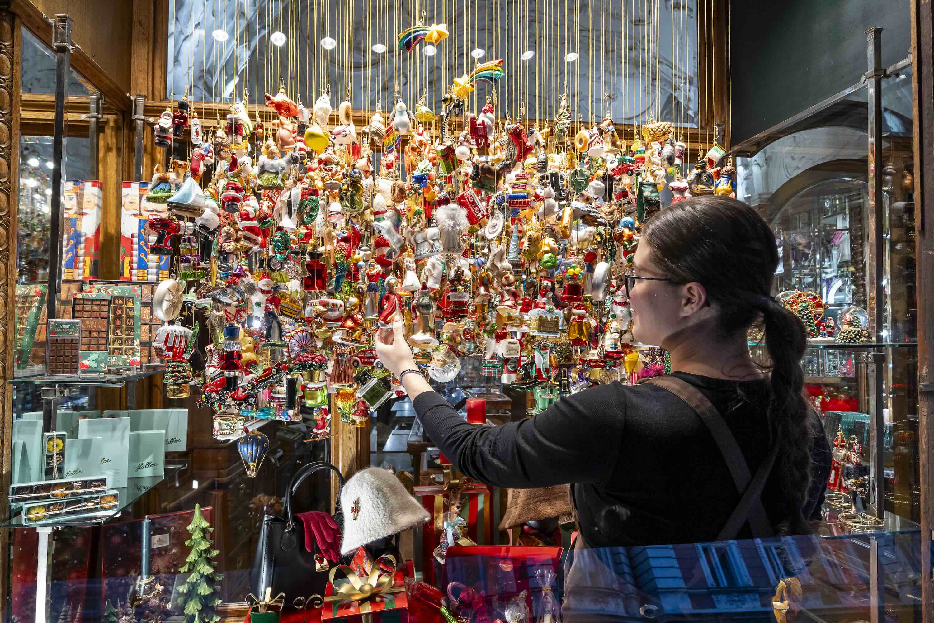 Ferdinand Haller, Geschäft in Graz