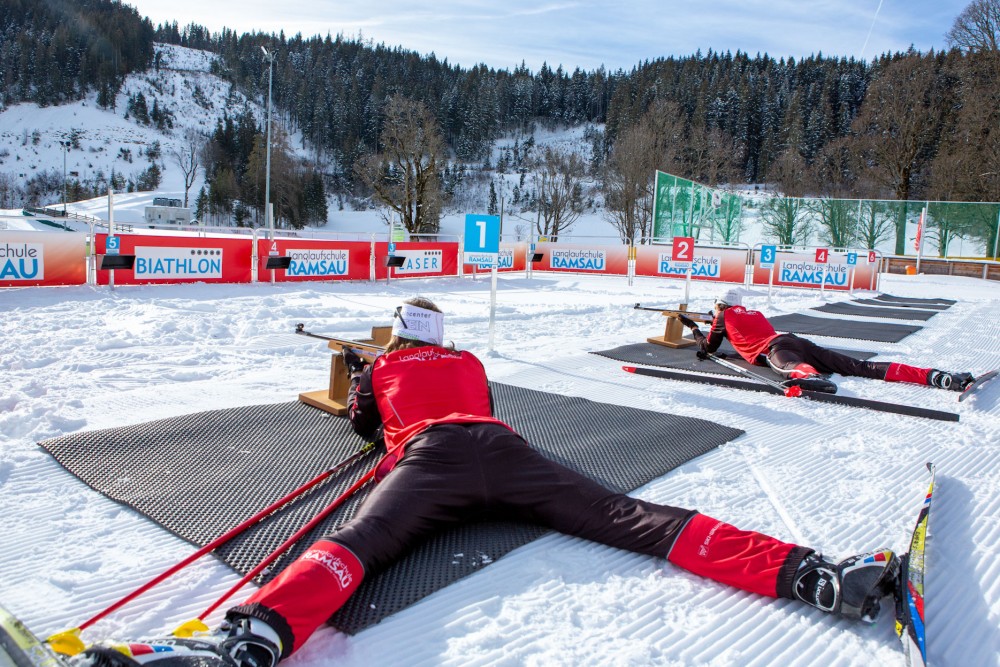 In Ramsau kann sich jeder am Biathlon versuchen.