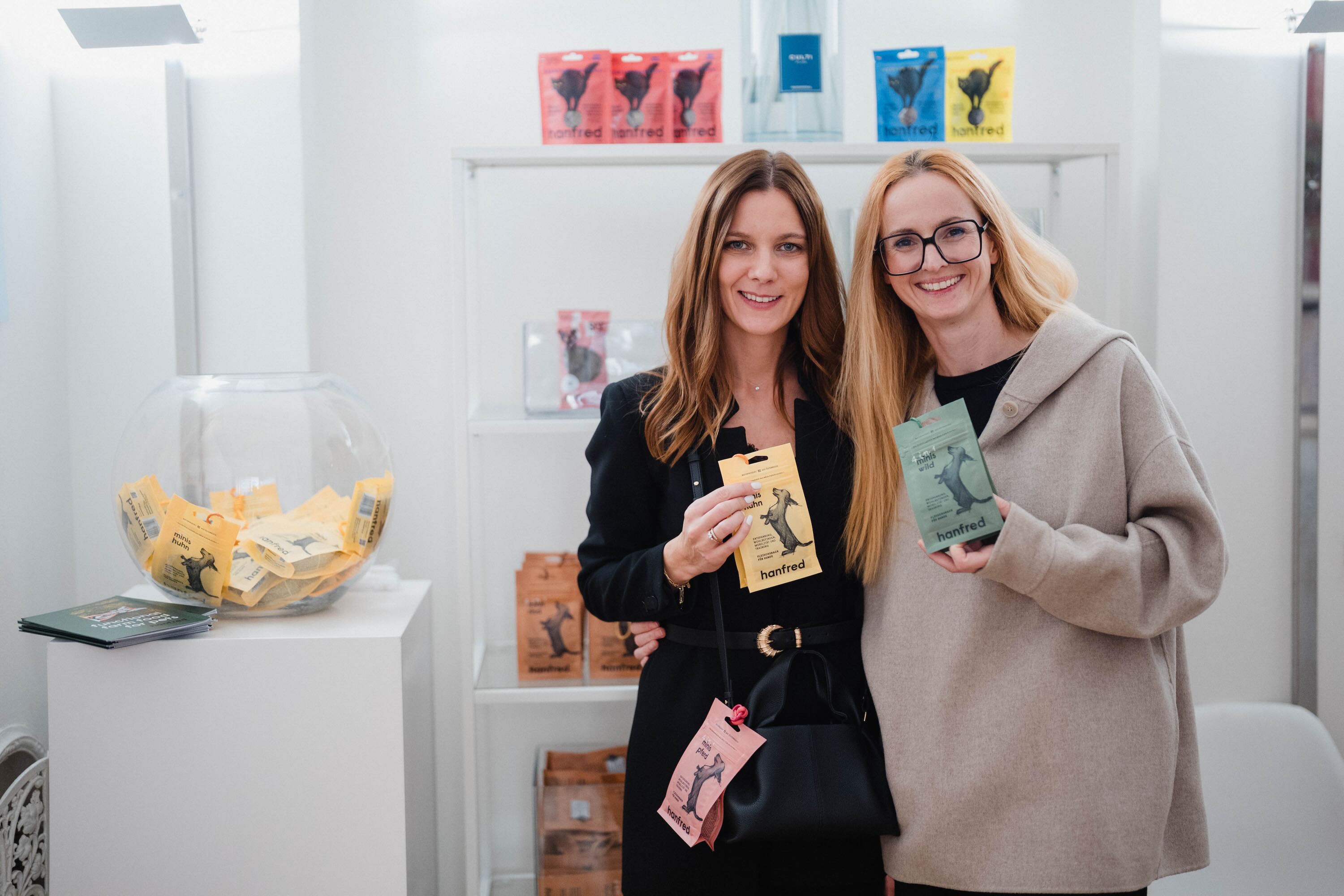 Laura Habel und Isabella H&ouml;rtner-Fraiss, Hanfred