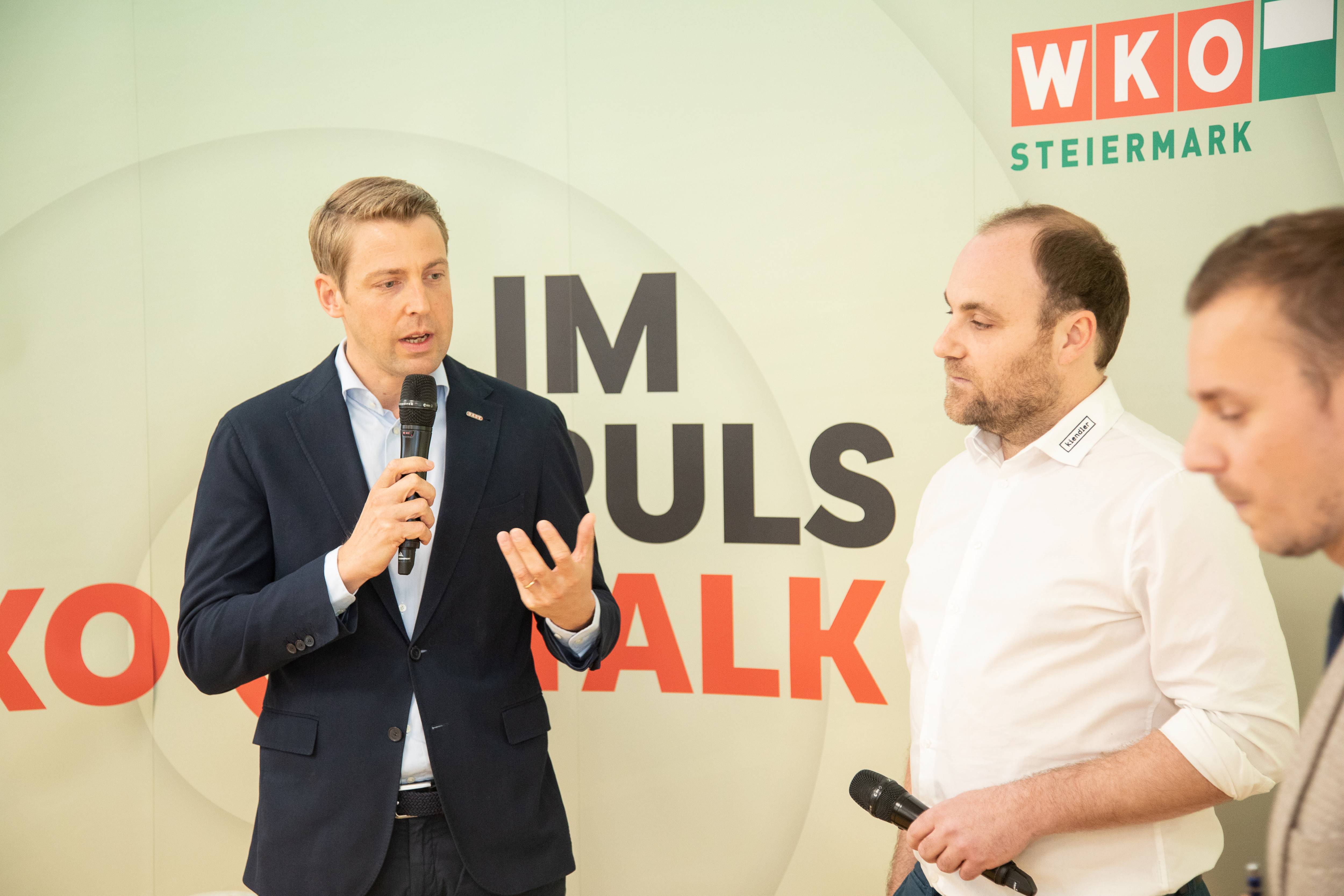 Gady,  Kiendler, Moderator