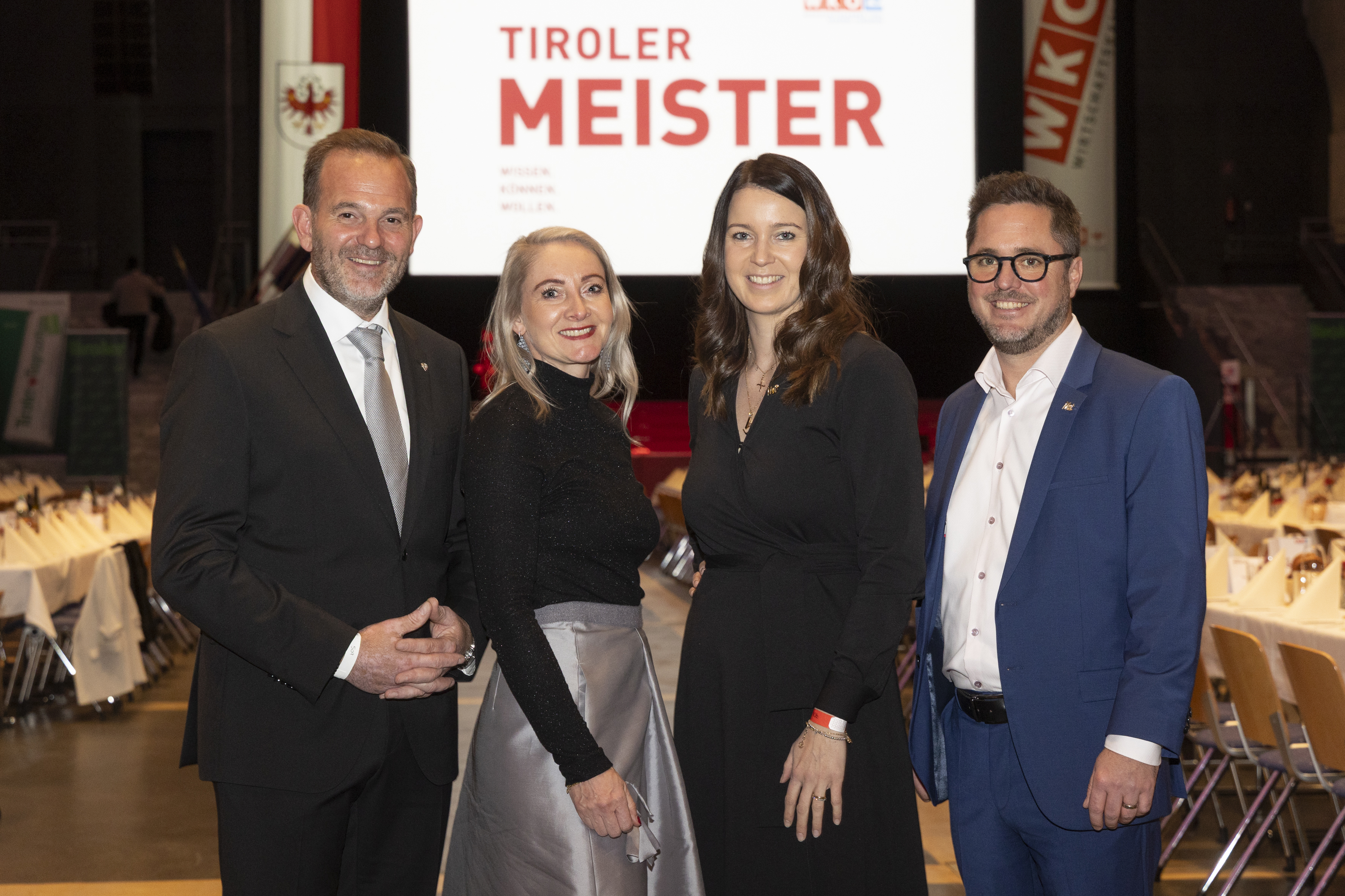 Freuten sich über eine fulminante Meisterfeier 2025 (v.l.): WK-Fachkräftekoordinator David Narr, Spartengeschäftsführerin Karolina Holaus und die stellvertretenden Obleute der Sparte Gewerbe und Handwerk, Veronika Obpacher-Egger und Alexander Gartner.