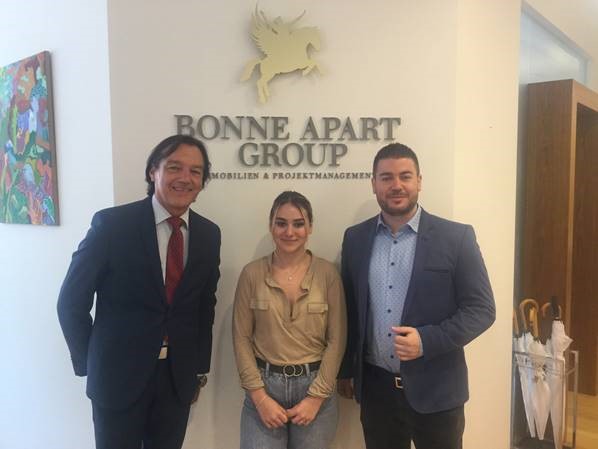 Immobilientreuhänder