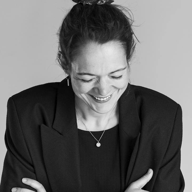 Portr&auml;tfoto Carmen Sommer