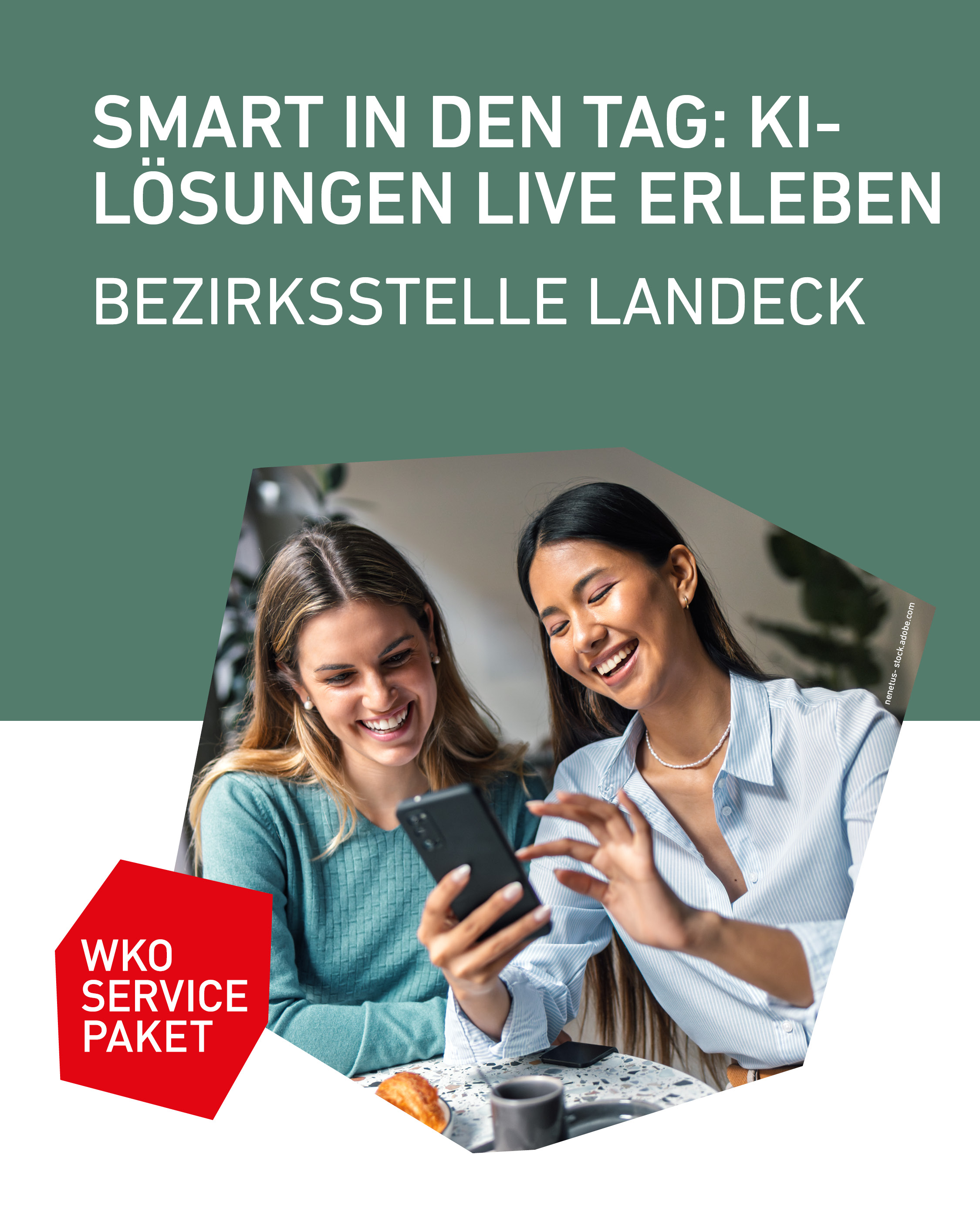 Zwei Unternehmerinnen beim Unternehmerfr&uuml;hst&uuml;ck der Bezirksstelle Landeck testen KI-Anwendungen am Smartphone. Sujet zur Veranstaltung &bdquo;Smart in den Tag: KI-L&ouml;sungen live erleben&ldquo; im Rahmen des WKO Servicepakets
