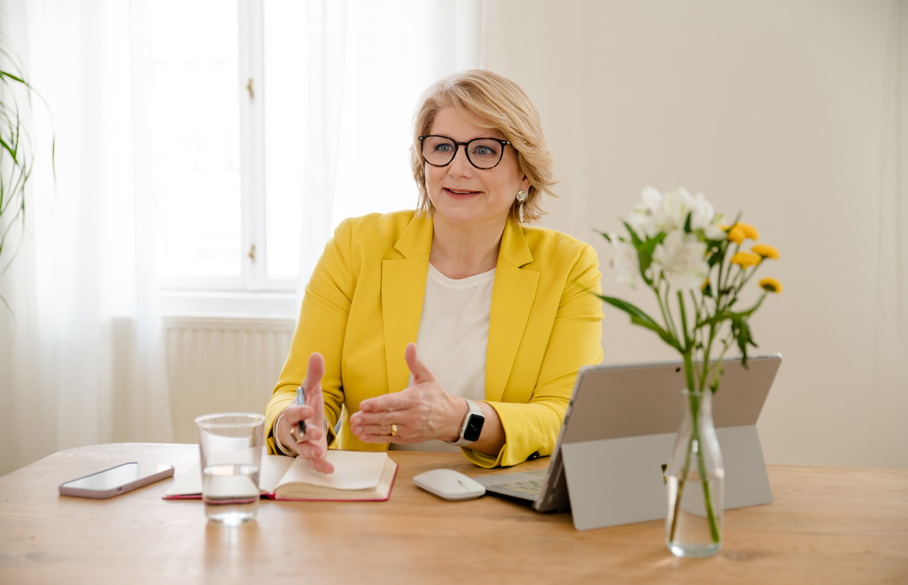 Internationale Fachkr&auml;ftemigration kann neue Perspektiven er&ouml;ffnen. Angelika Kiessling-Kranzelmayer erkl&auml;rt, warum Kenia dabei besonders interessant ist und Integration von Anfang an mitgedacht werden muss.