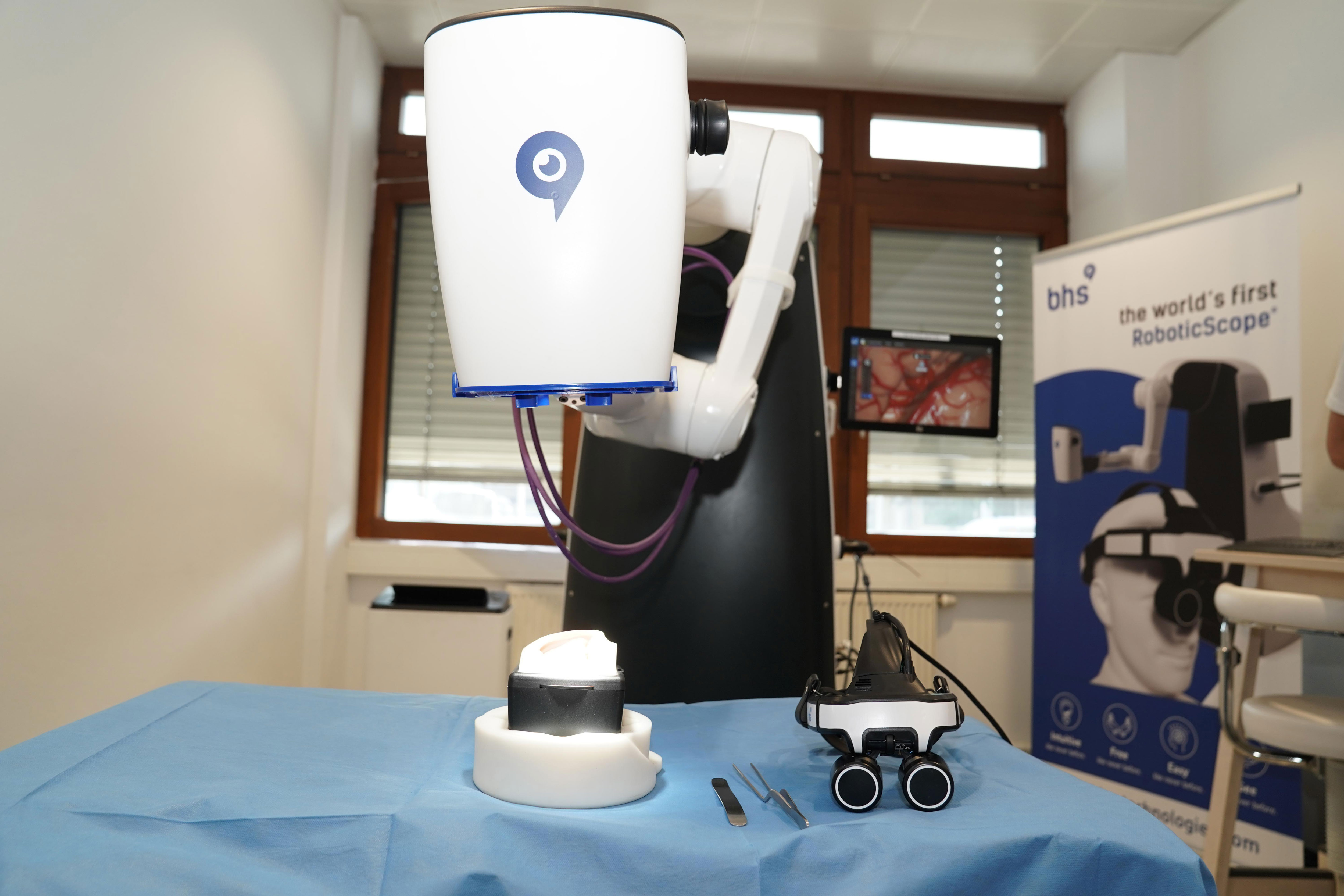 RoboticScope und Übungsmaterie