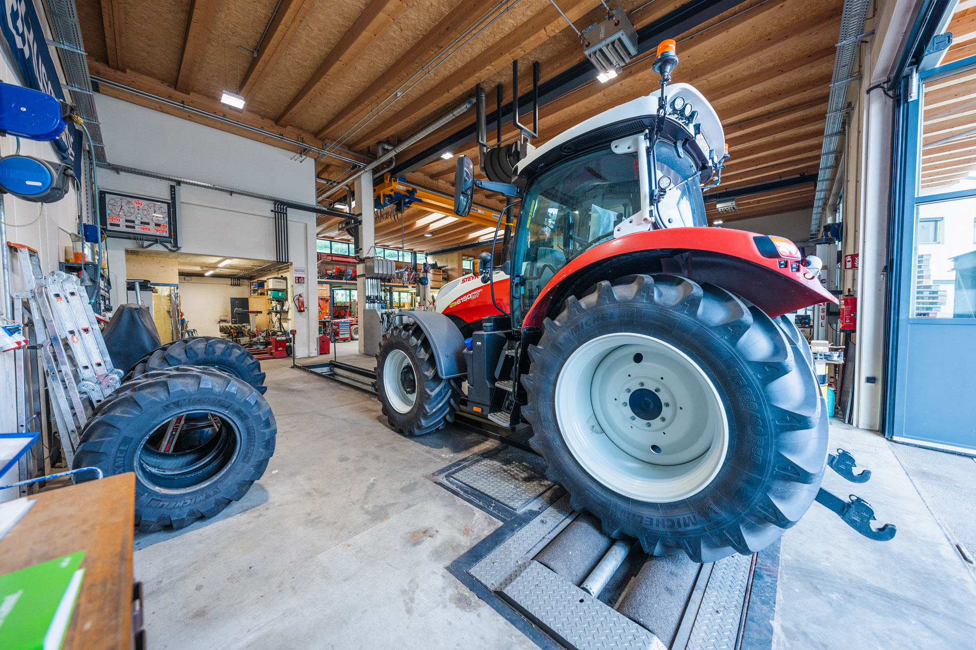 Die Qualit&auml;t der modern ausgestatteten Werkst&auml;tte ist weit &uuml;ber die Grenzen Osttirols bekannt.