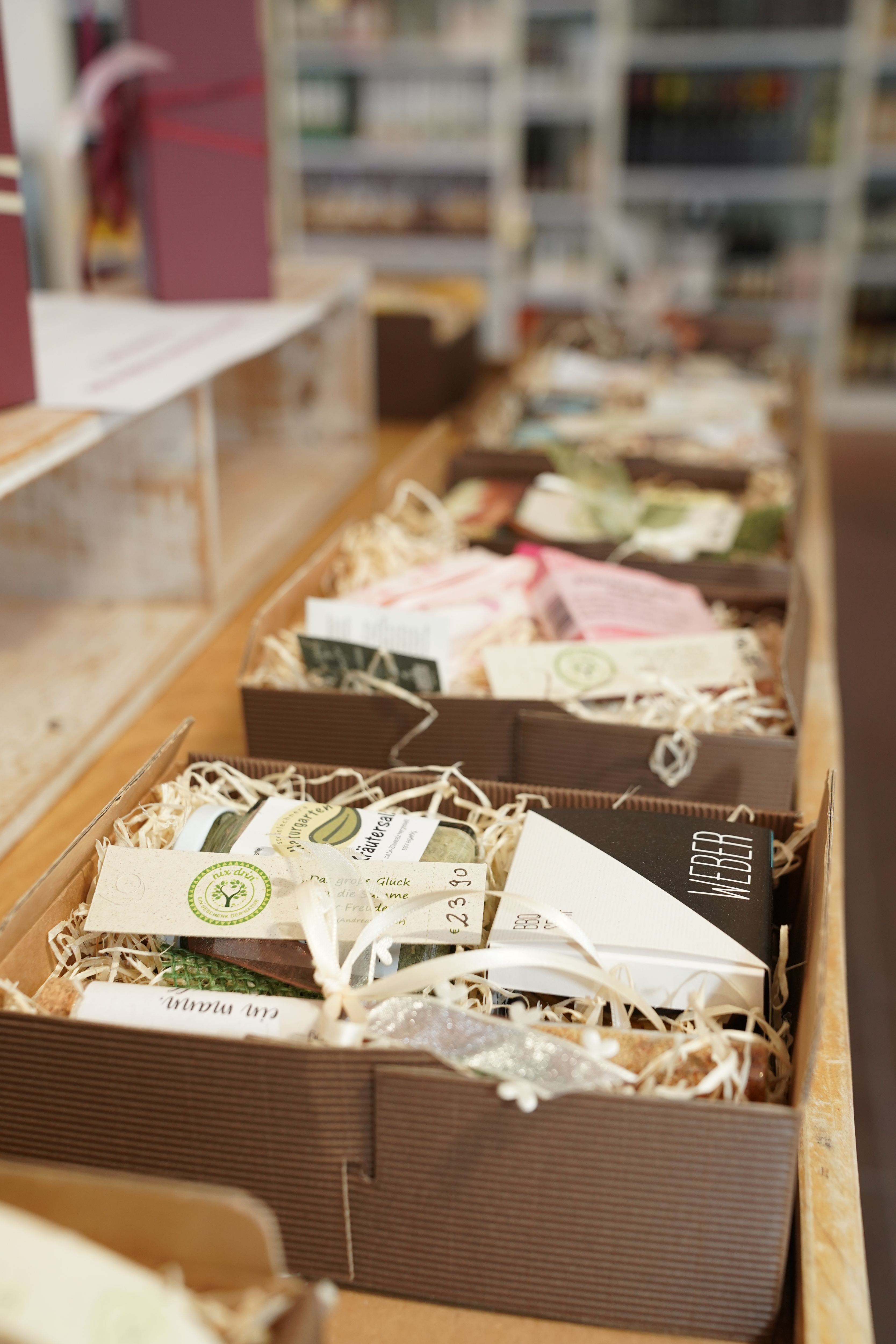 Geschenksboxen aufgebaut