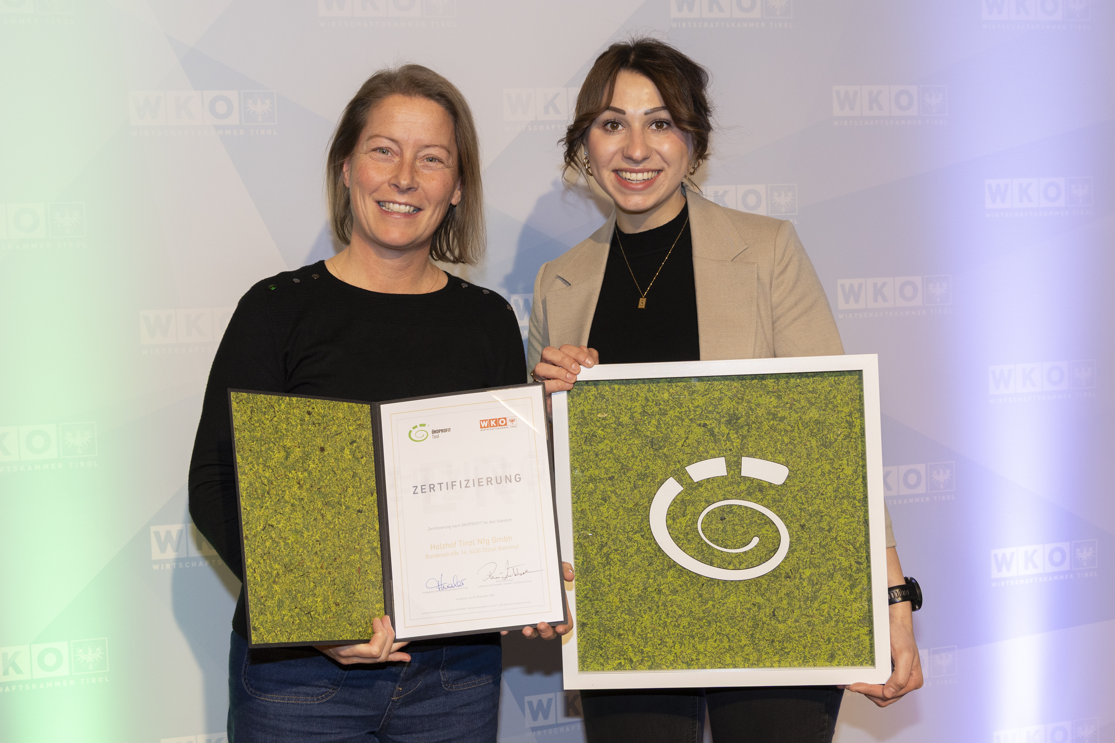 Holzhof Tinzl Nfg GmbH