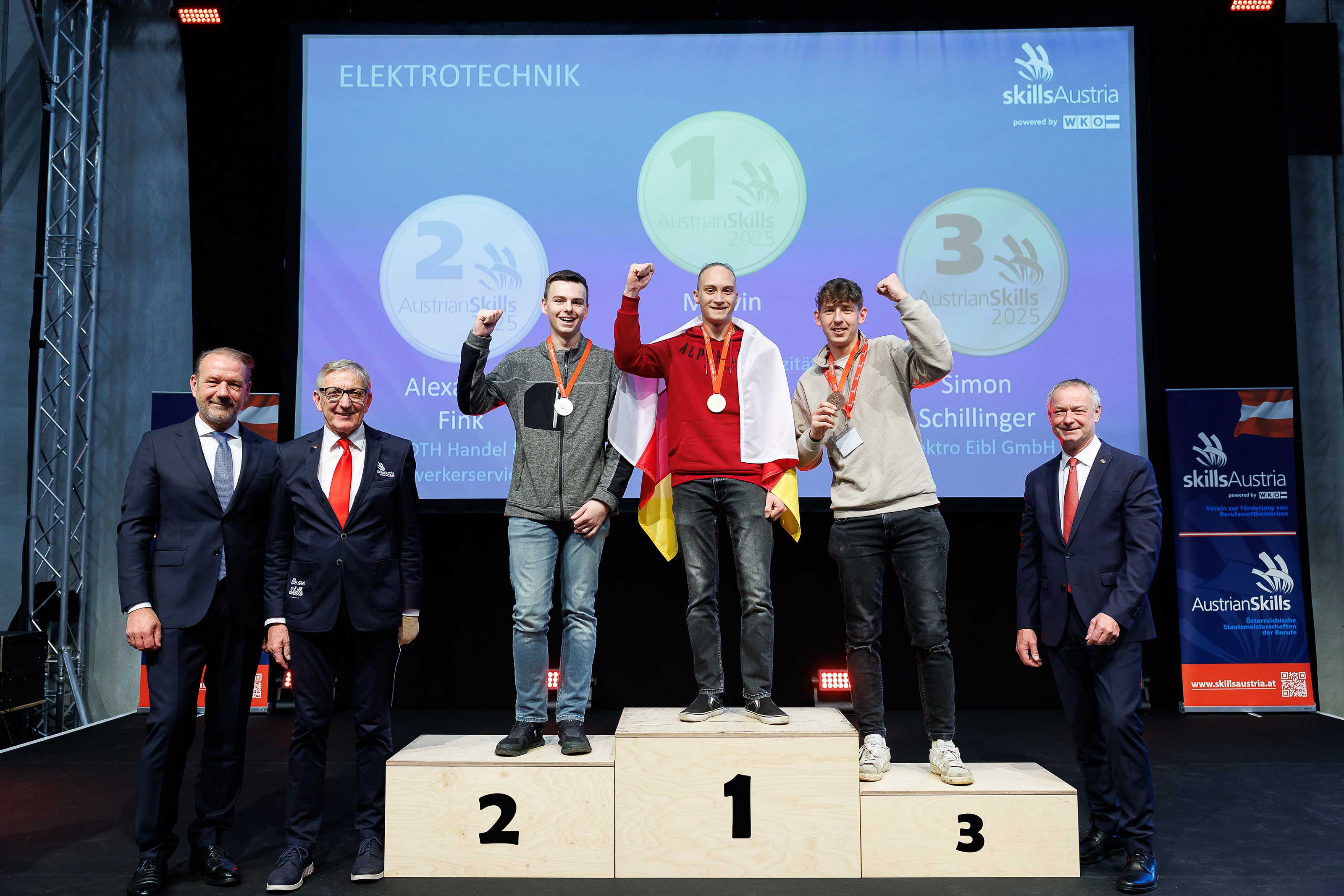 v.l.n.r. WKÖ-Vizepräsident Andreas Herz, Präsident der WK Stmk. Josef Herk, Alexander Fink (2. Platz), Alexander Fink (1. Platz), Simon Schillinger (3. Platz) und Bundesspartenobmann Manfred Denk