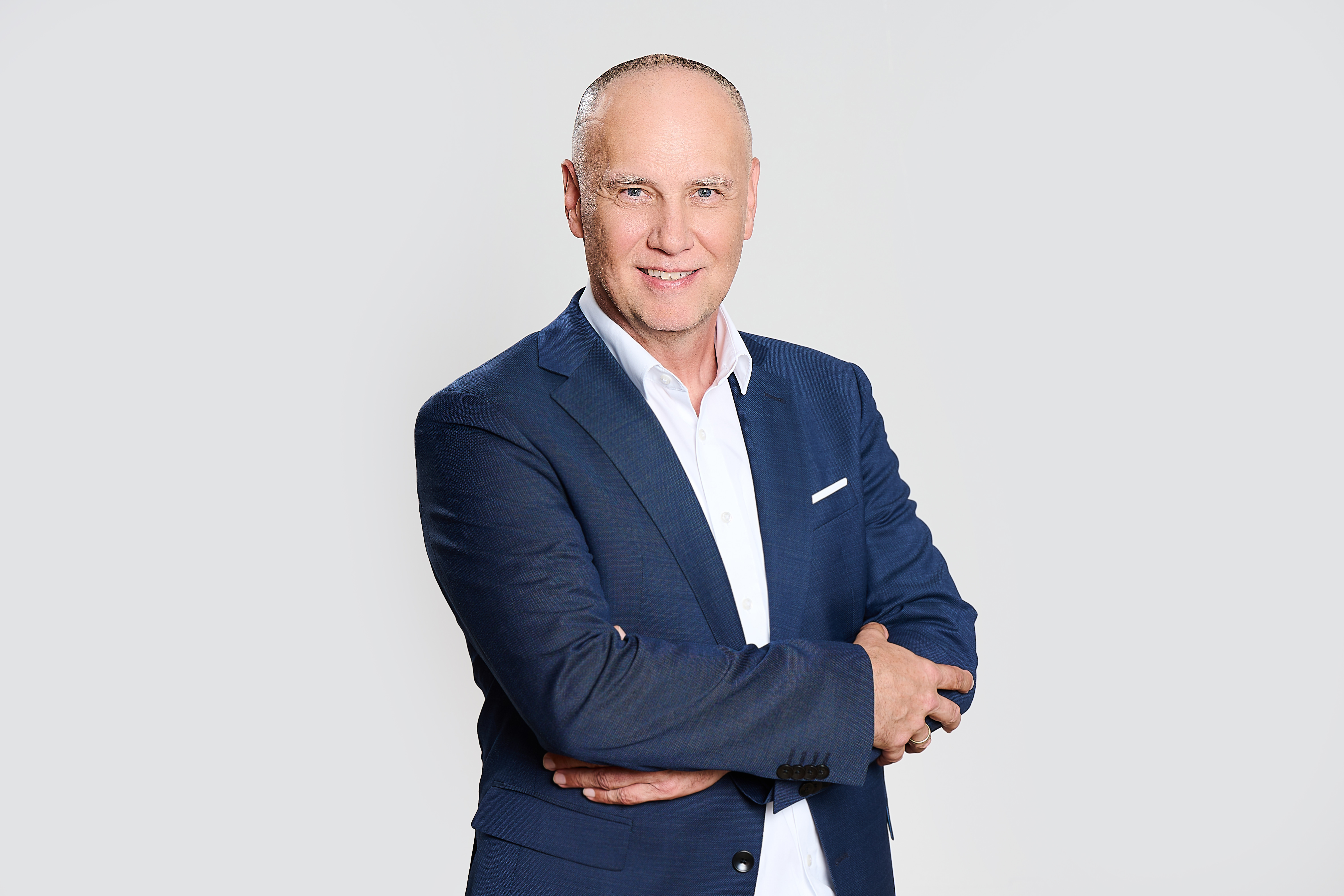 Prof. Mag. Erwin Gisch, MBA