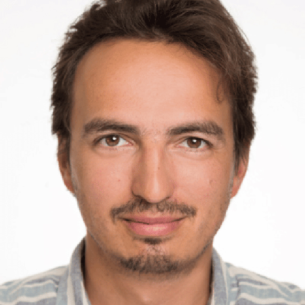 Portrait Arnold Pöschl